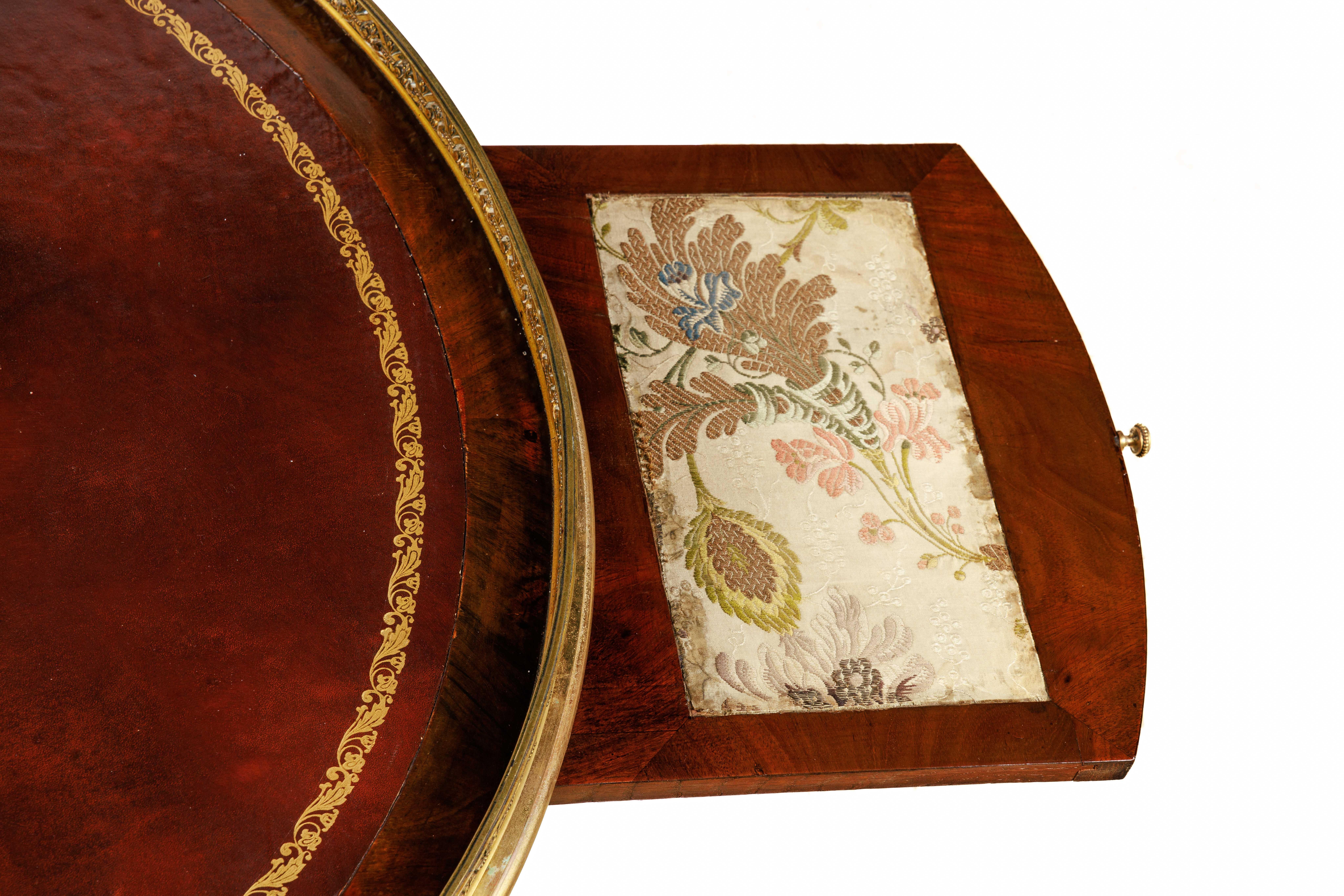 Exceptional Quality French Ormolu-Mounted Mahogany Center Table, Attrib F. Linke For Sale 10