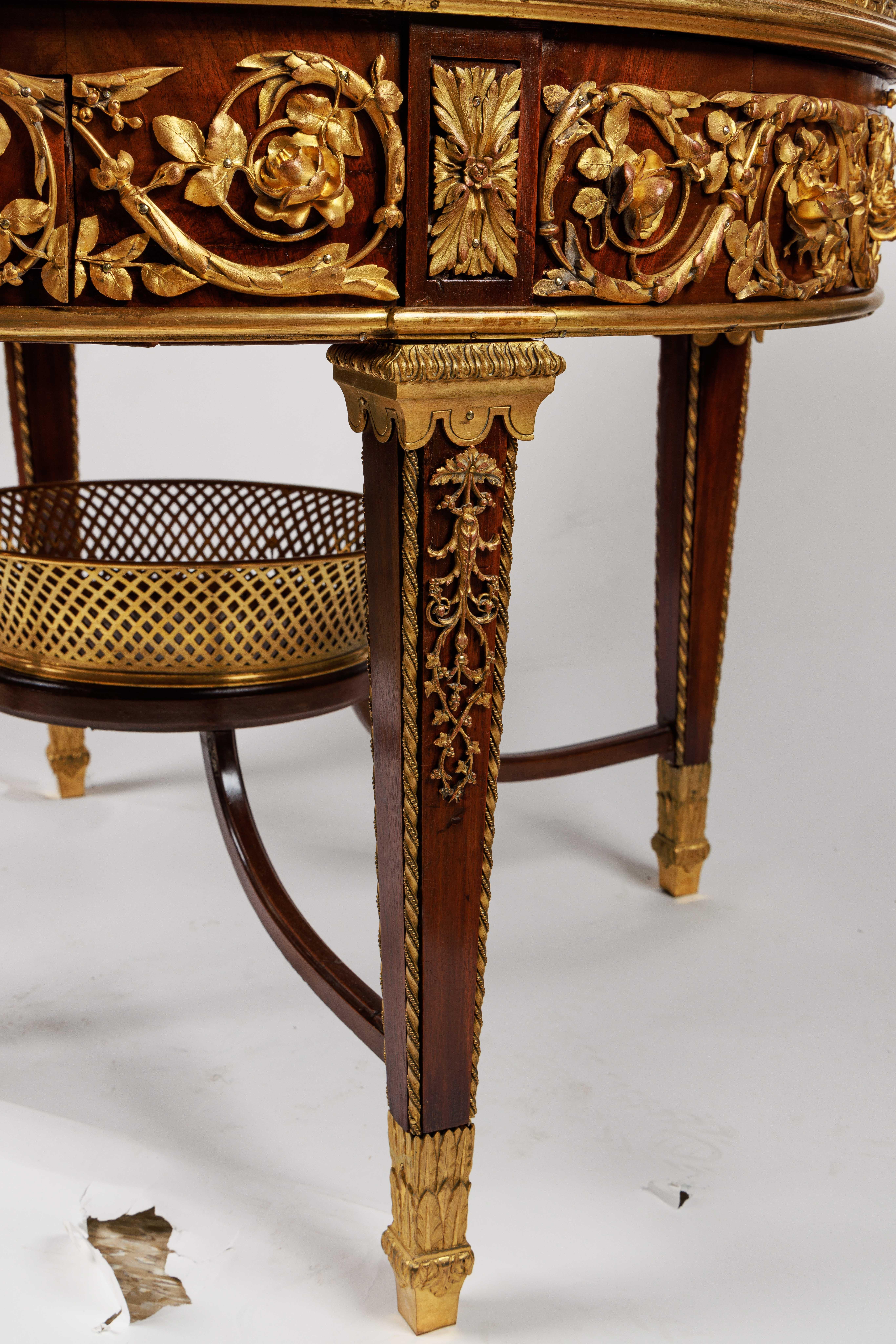 Exceptional Quality French Ormolu-Mounted Mahogany Center Table, Attrib F. Linke For Sale 2