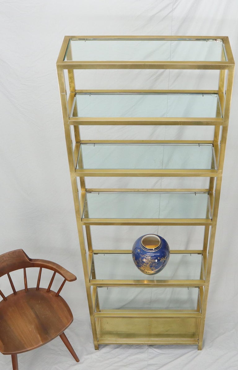 Exceptional Quality Mid Century Brass Etagere Thick Glass Shelves In Good Condition In Rockaway, NJ