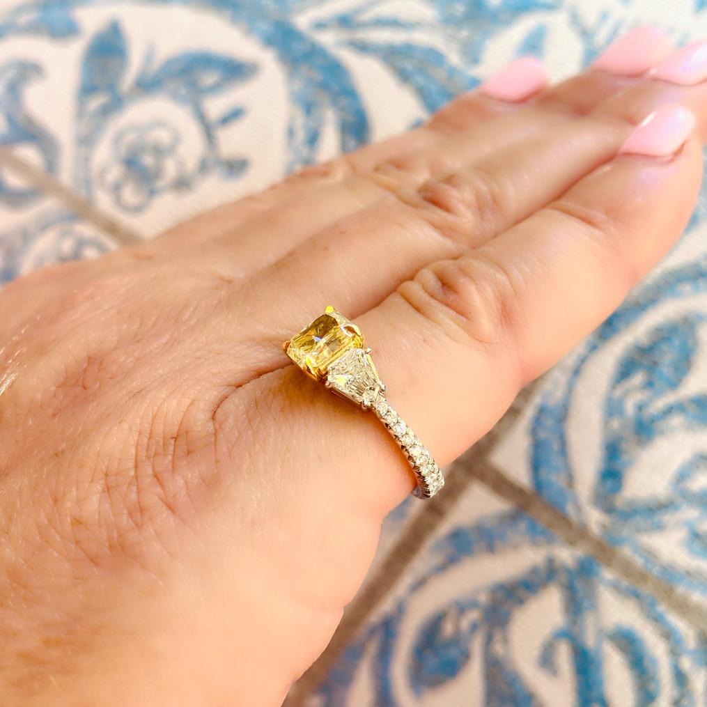 Exceptional Radiant Cut Yellow Diamond Ring For Sale 1