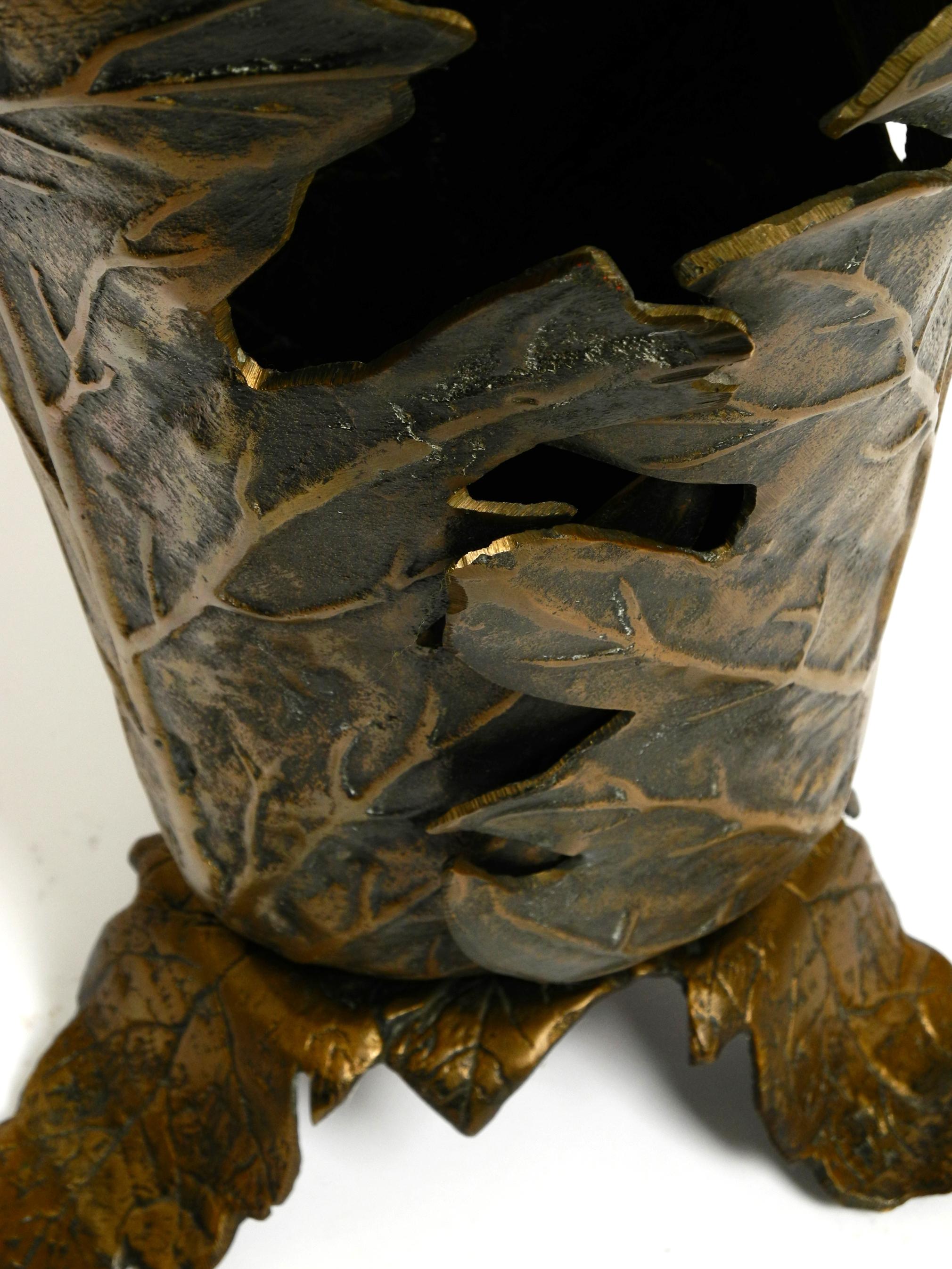 Exceptional rare 1960s sculptural heavy brass umbrella stand by Gabriella Crespi For Sale 8