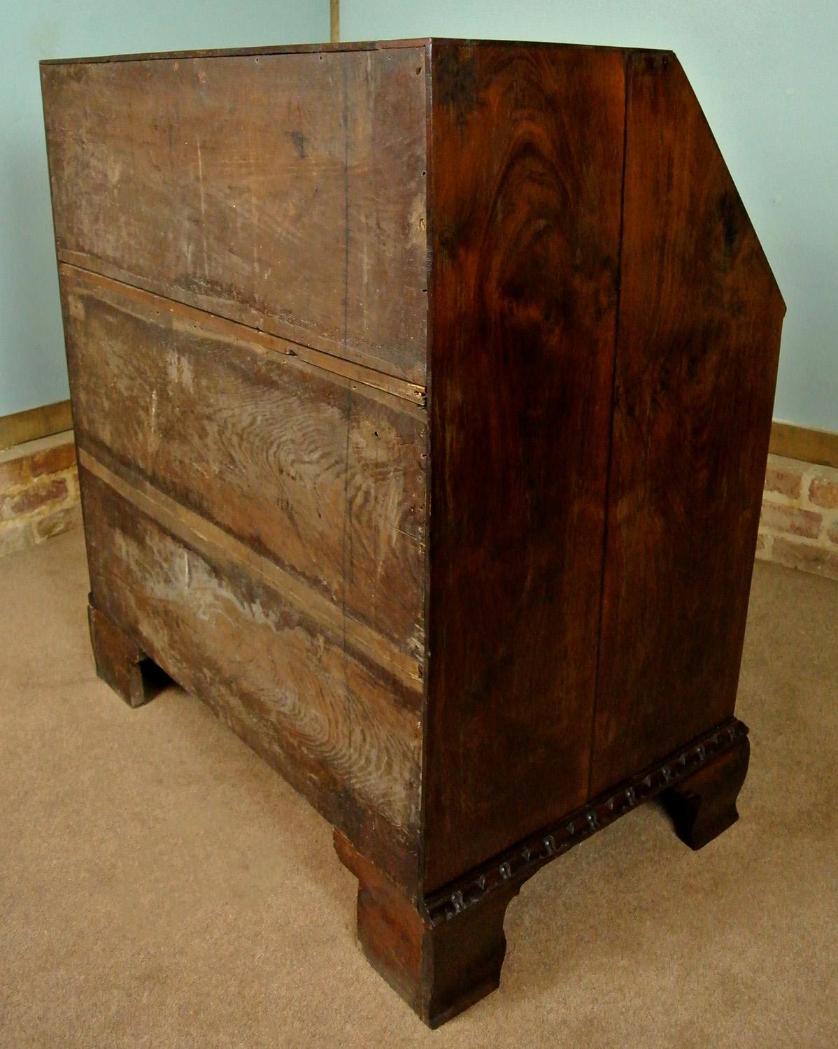 Exceptional Rare and Fine Padouk Wood Bureau in the Chippendale Manner, c. 1780 For Sale 6