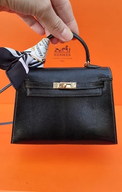 Exceptional Rarest Hermès Mini Micro Kelly Bag Lizard Gold Hw 15 cm