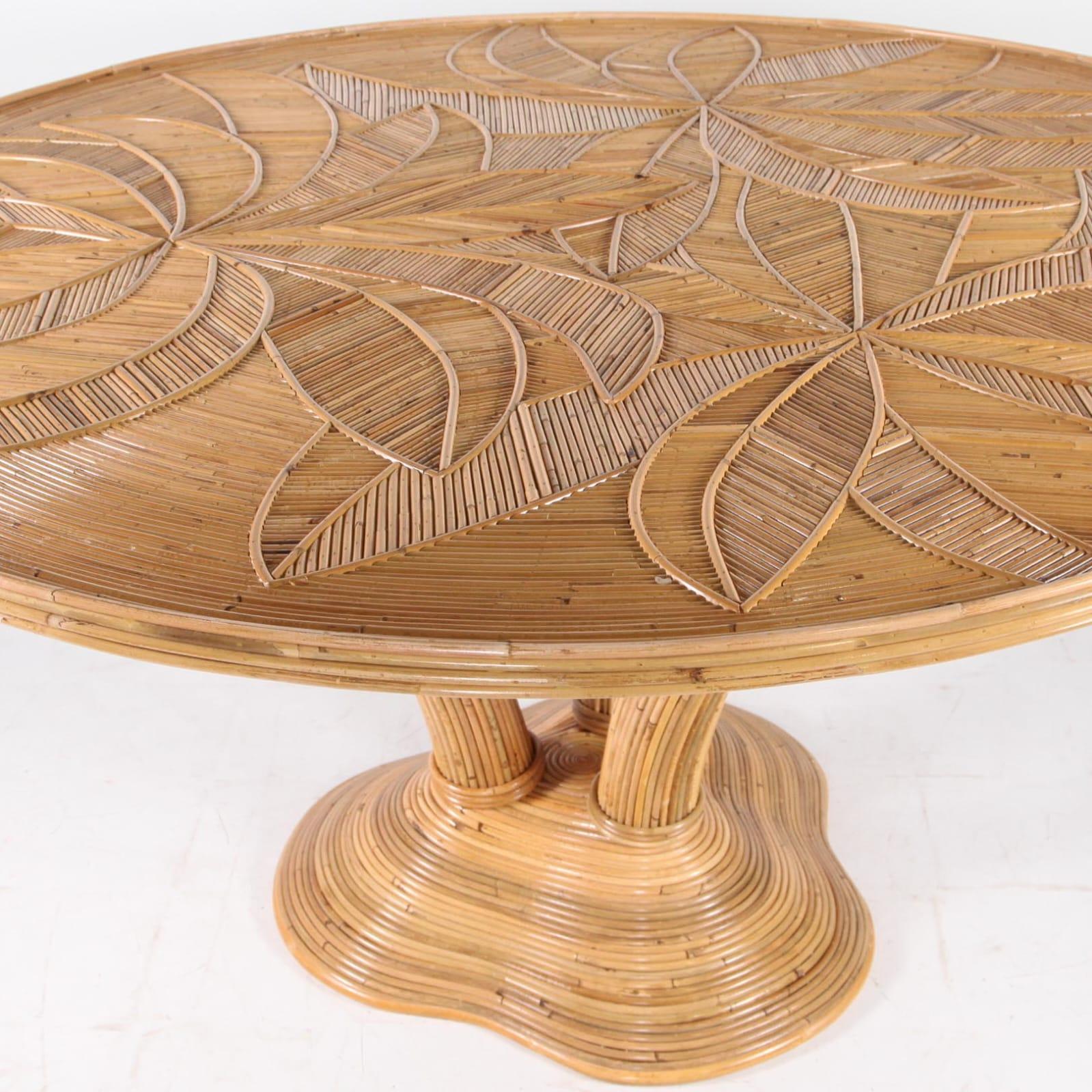 Rattan Exceptional rattan dining table  For Sale