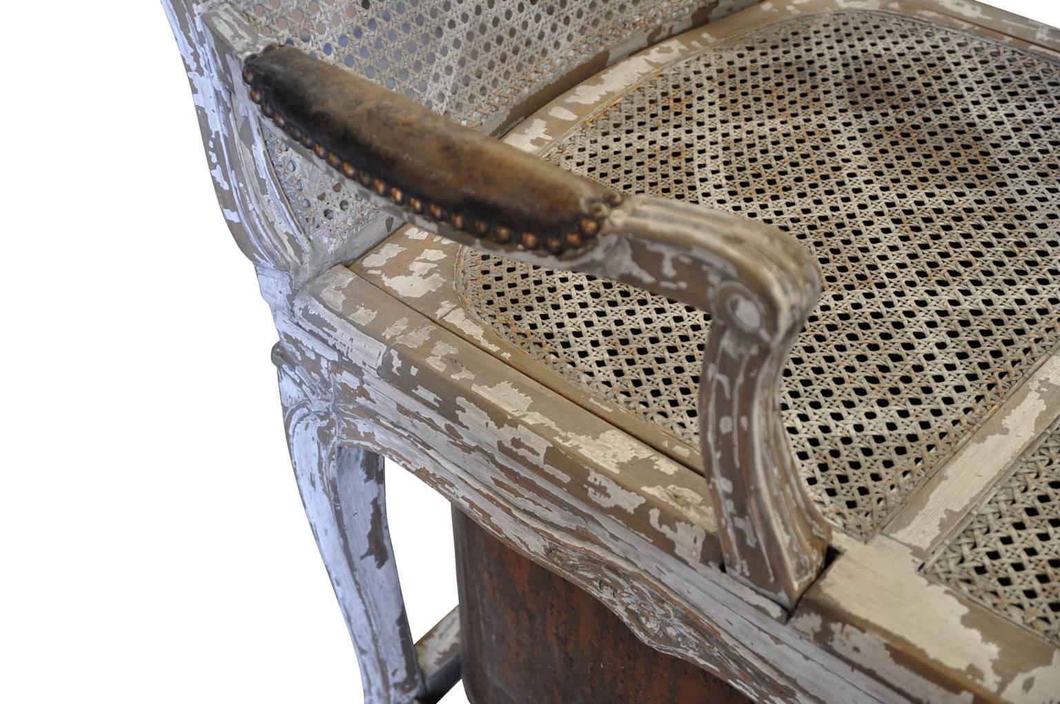 Exceptional Regence Chaise Lounge, Bath Tub In Good Condition For Sale In Round Top, TX