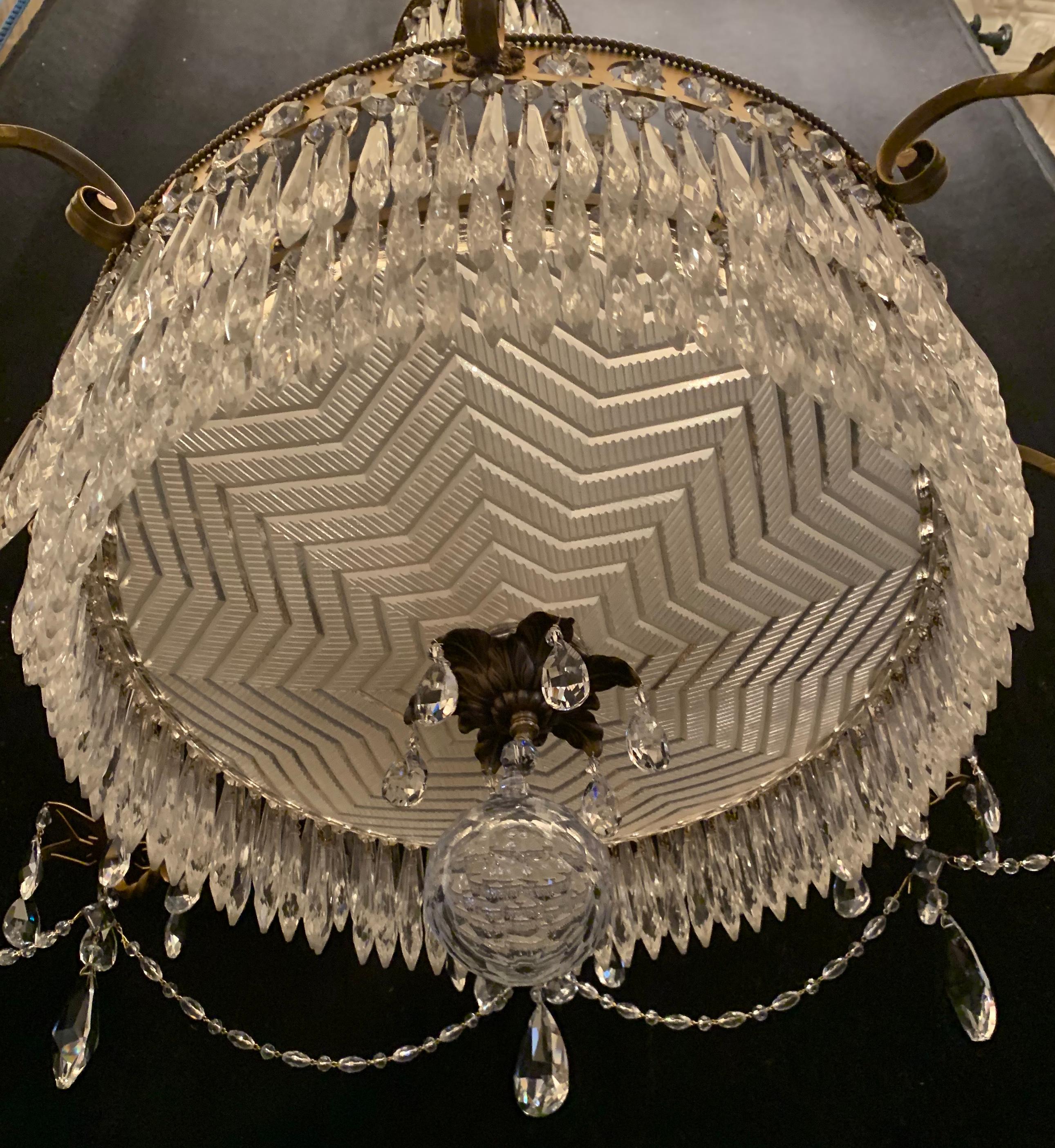 Exceptional Regency Gilt Bronze Cut Crystal Center Bowl Empire Baltic Chandelier In Good Condition For Sale In Roslyn, NY