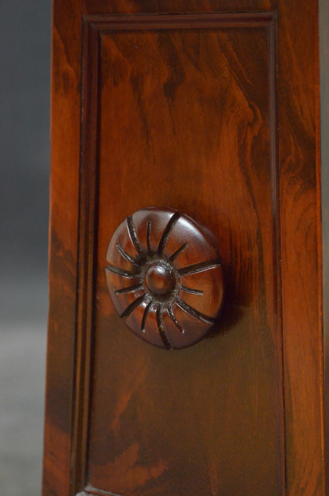 Exceptional Regency Goncalo Alves Library Table in the Manner of Gillows 6