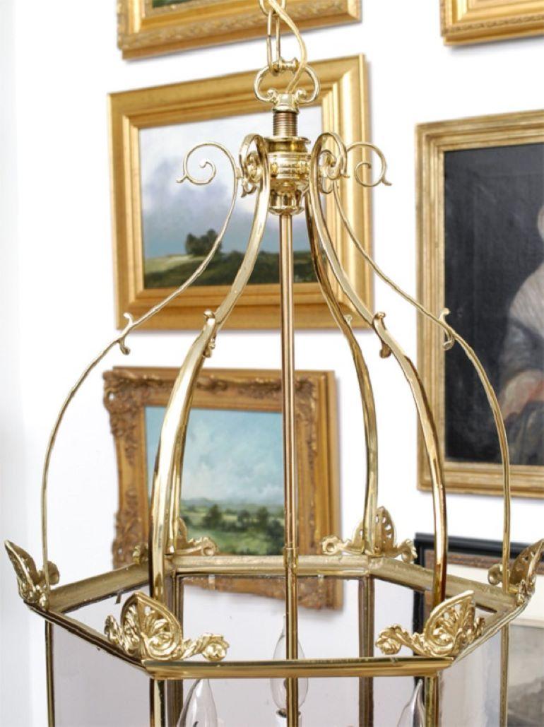 Exceptional Regency Hexagonal Brass and Glass Lantern, England, Circa: 1795 In Good Condition For Sale In Alexandria, VA