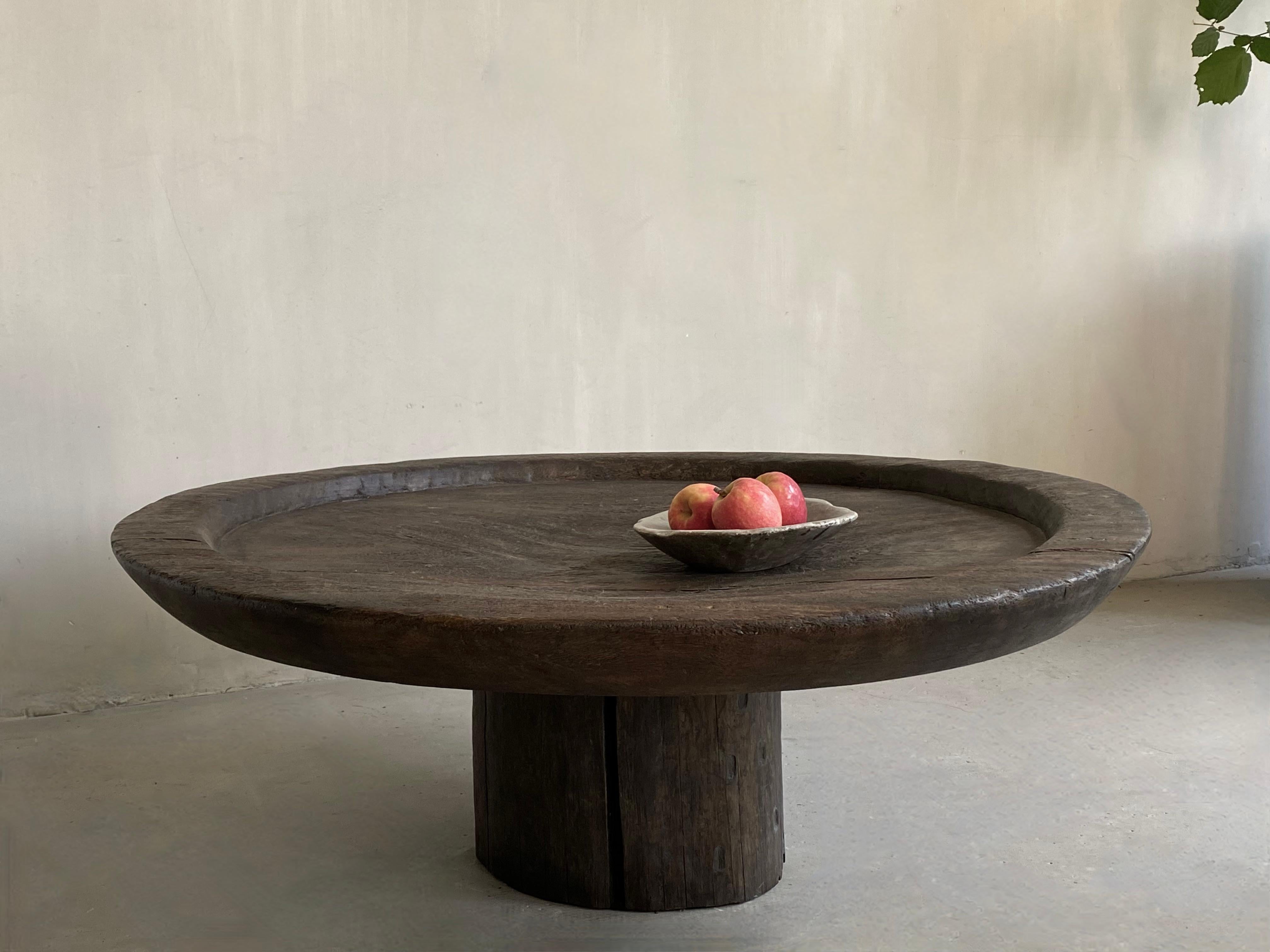 Minimalist Exceptional Sculpted Coffee Table