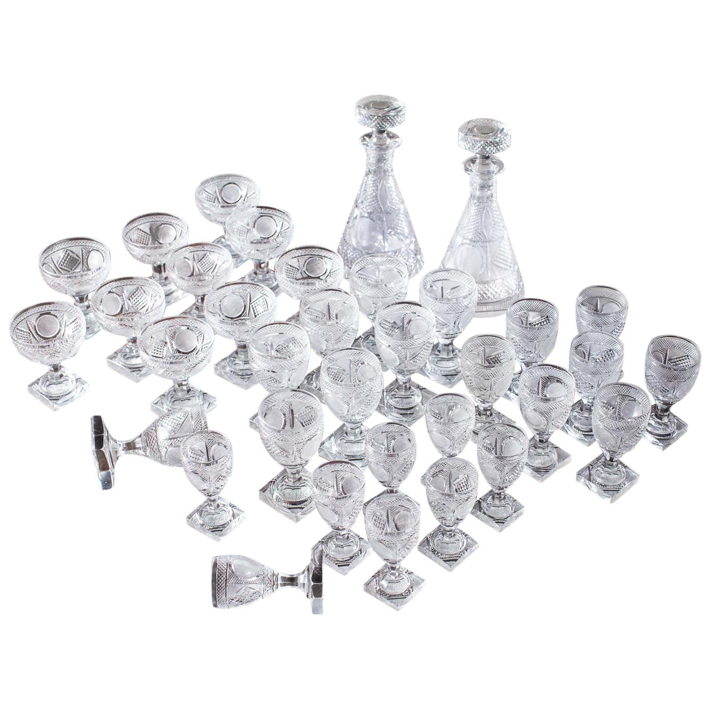 Exceptional Set Antique Georgian Irish Cut Crystal Decanters Glasses, circa 1875 For Sale
