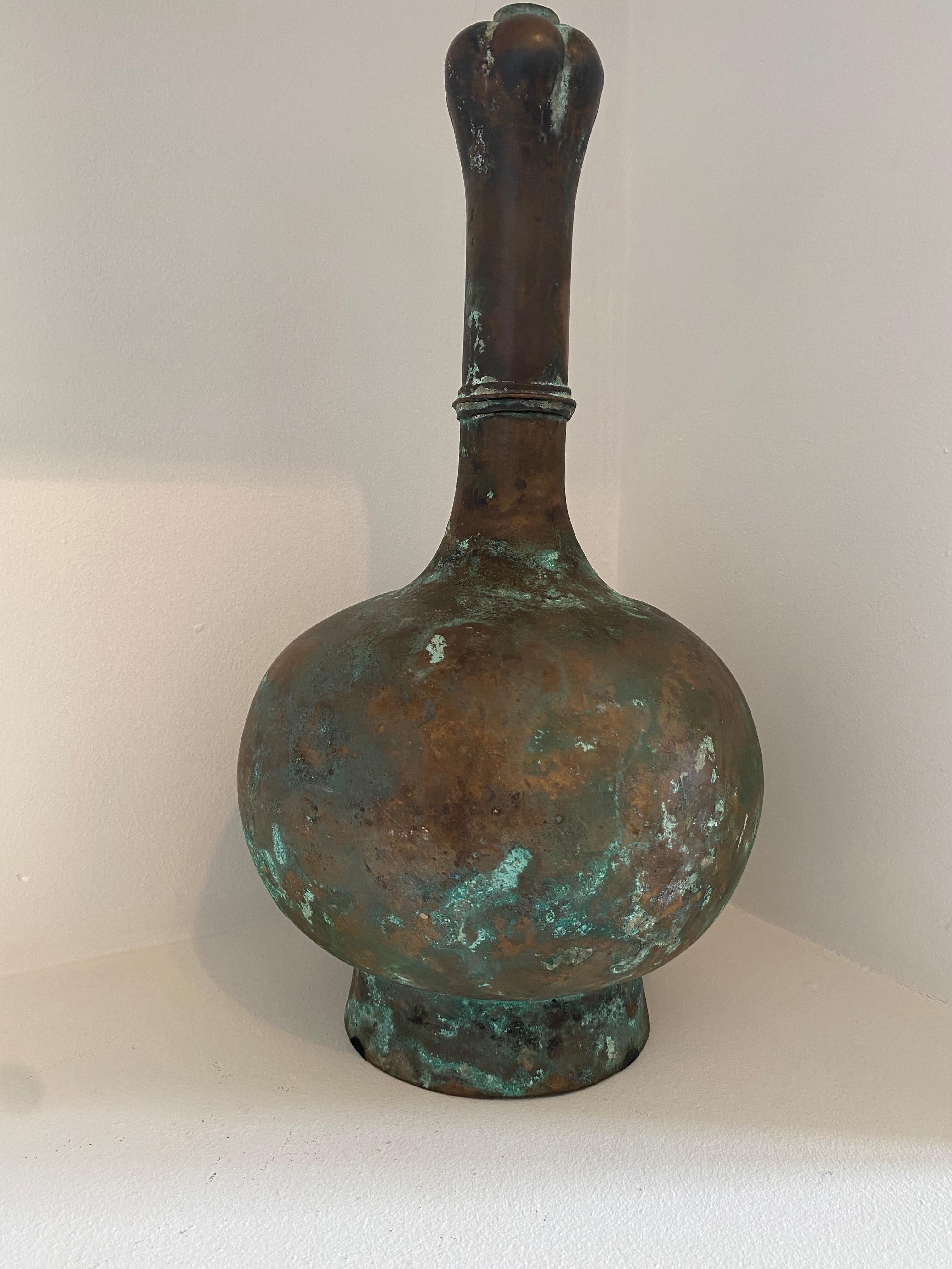Außergewöhnliches antikes 3er-Set  Orientalische chinesische Han-Vasen aus Bronze im Angebot 3