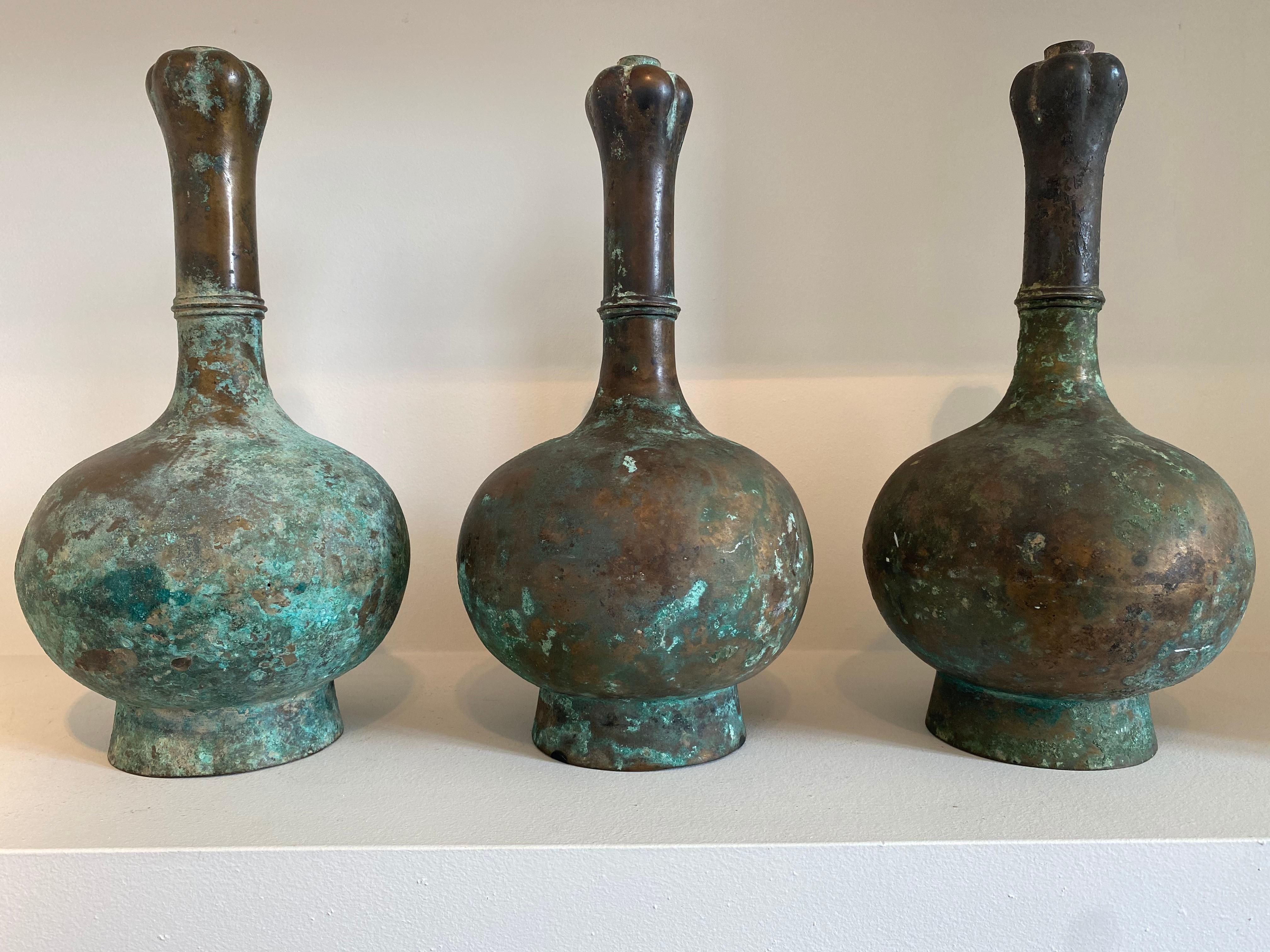 Exceptional Antique Set of 3  Oriental Chinese Bronze Han Vases For Sale 1