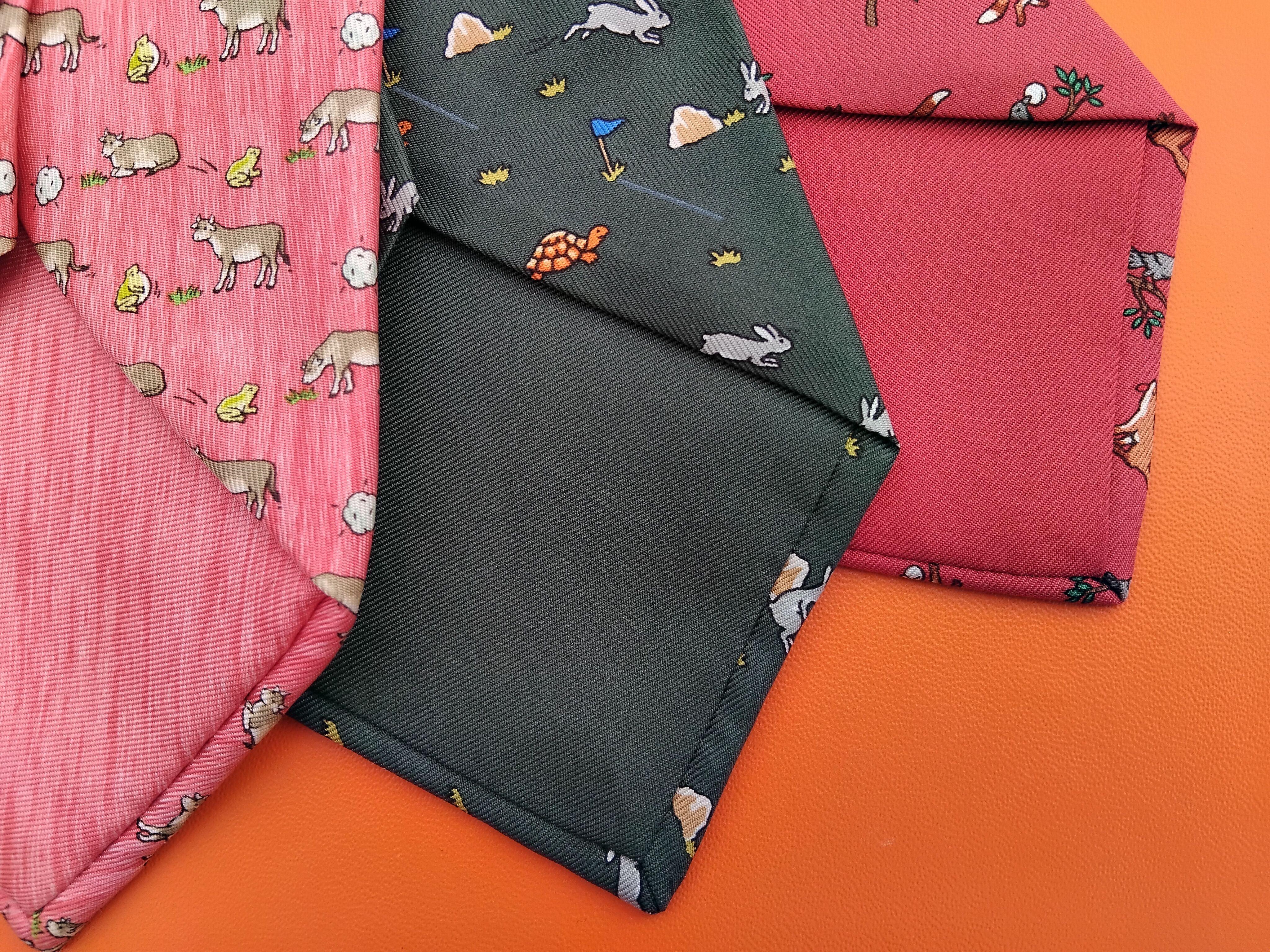 Eccezionale set di 4 cravatte Hermès da Le Favole di La Fontaine in seta in vendita 4