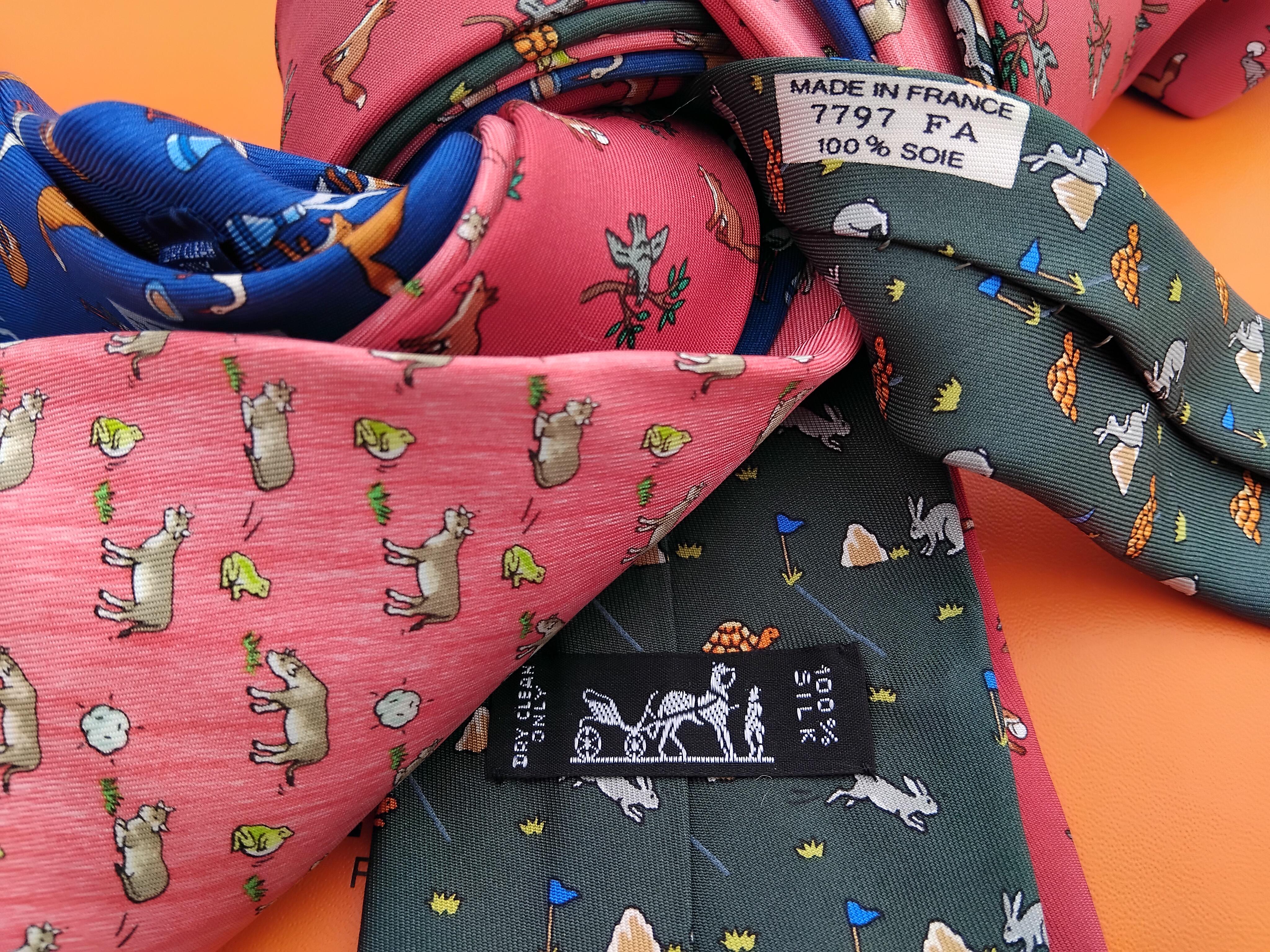 Exceptional Set of 4 Hermès Ties from The Fables of La Fontaine in Silk For Sale 11
