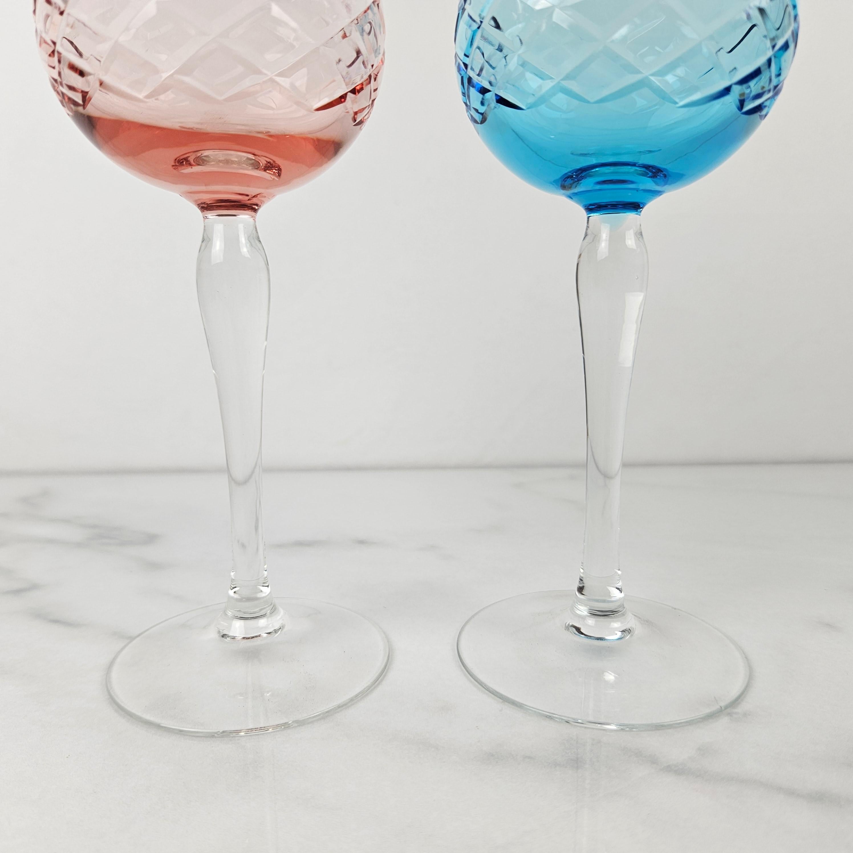 Exceptionnel ensemble de 6 verres à vin antiques français soufflés à la main et taillés dans la masse Bon état - En vente à Oud Beijerland, NL
