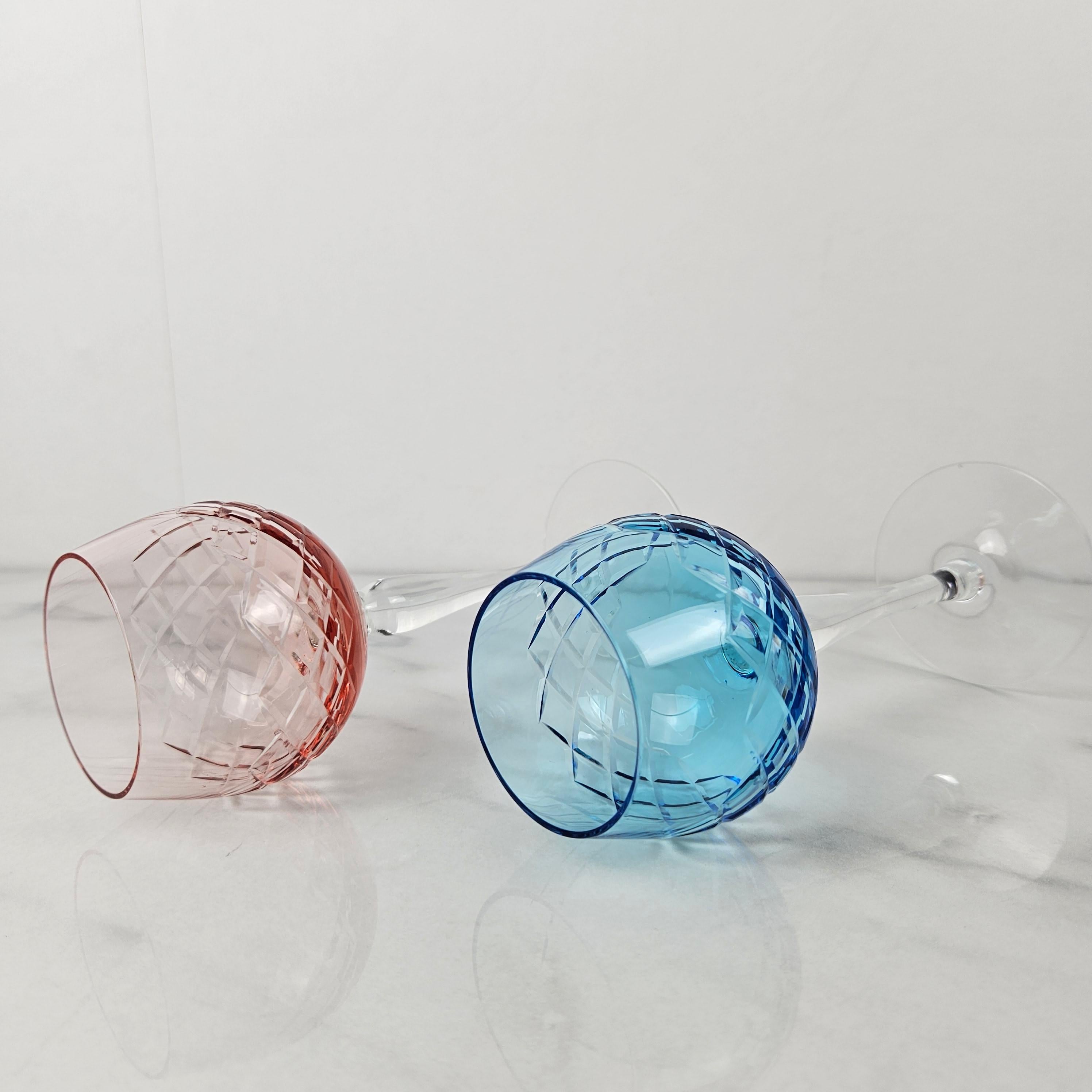 Début du 20ème siècle Exceptionnel ensemble de 6 verres à vin antiques français soufflés à la main et taillés dans la masse en vente