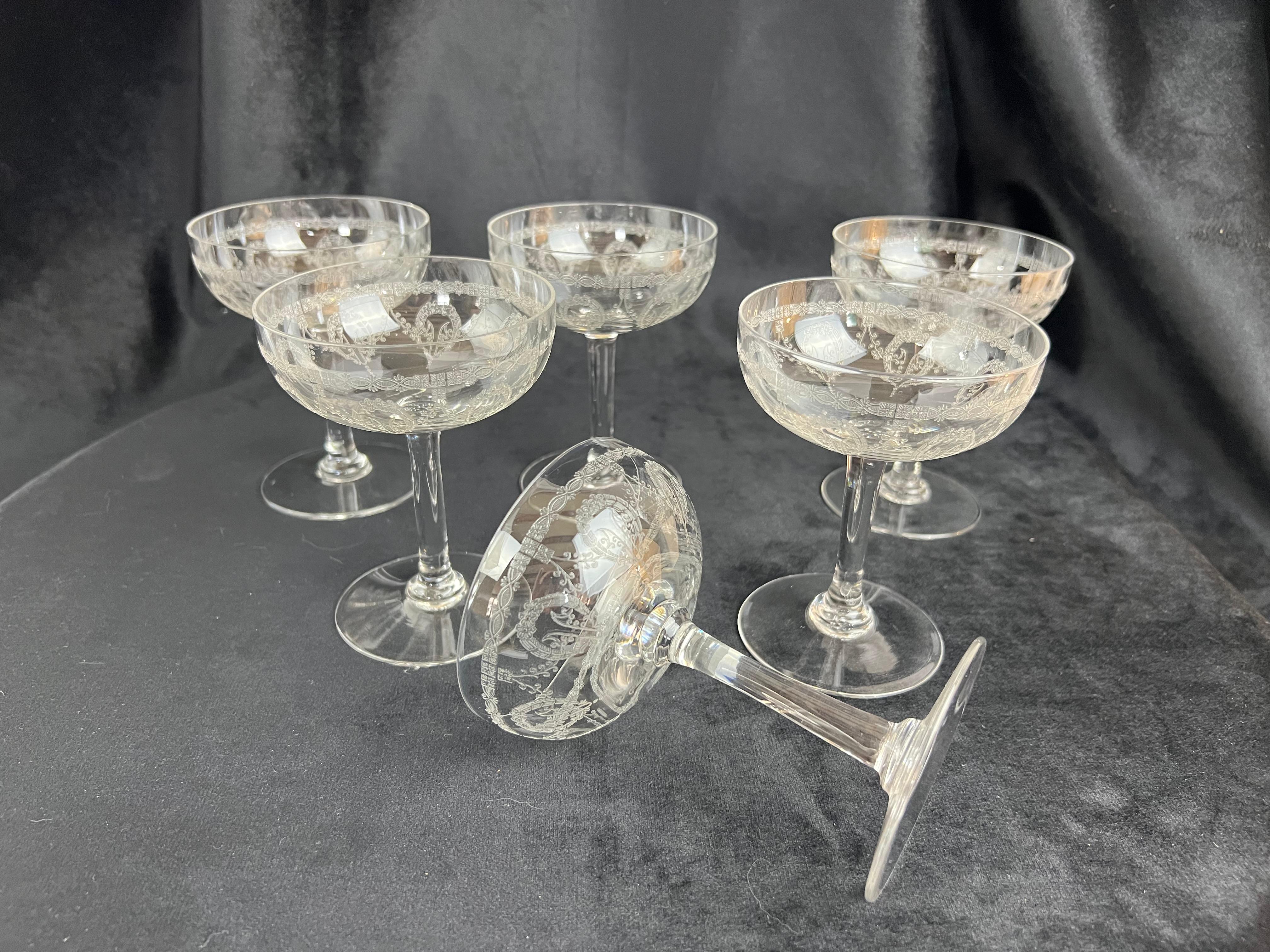 Arts and Crafts Exceptional Set of 6 Saint Louis Champagne Coupes – Noël Crystal Service, Early