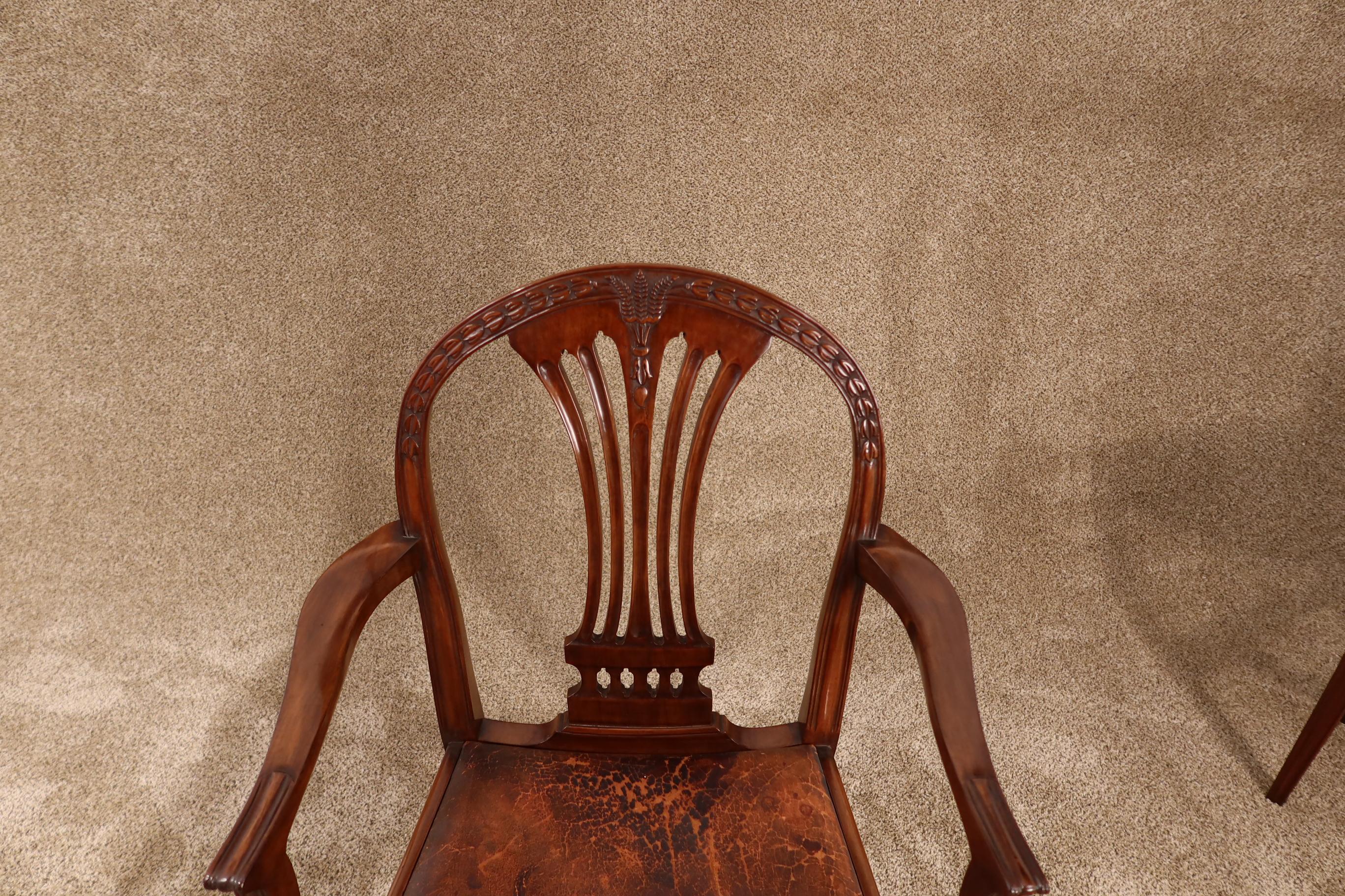 Hand-Crafted Exceptional Set of 8 English Hepplewhite Style Dining Chairs, circa 1880 For Sale