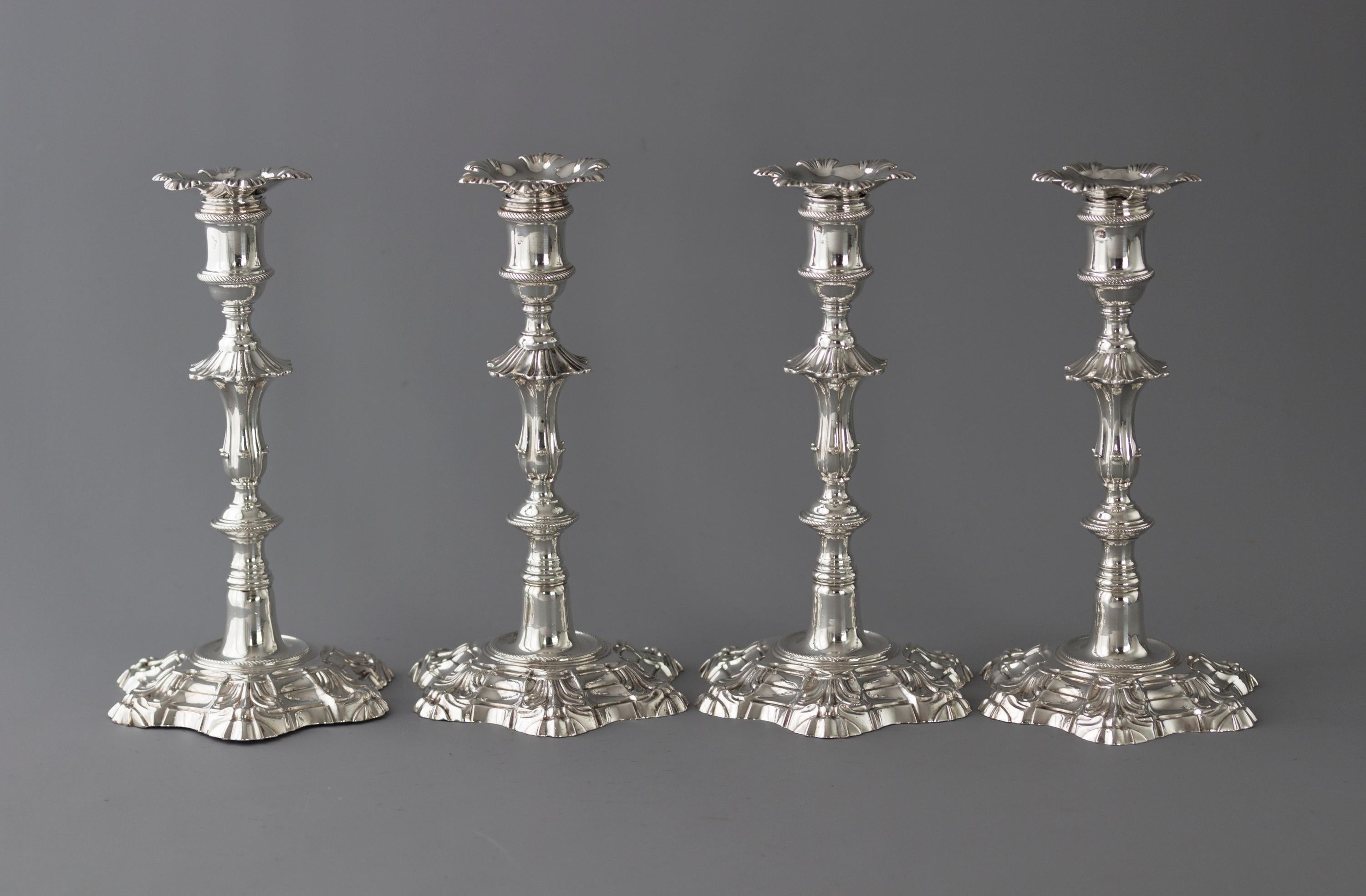 Exceptional Set of Four Silver Candlesticks London 1757 by William Cafe In Excellent Condition In Cornwall, GB