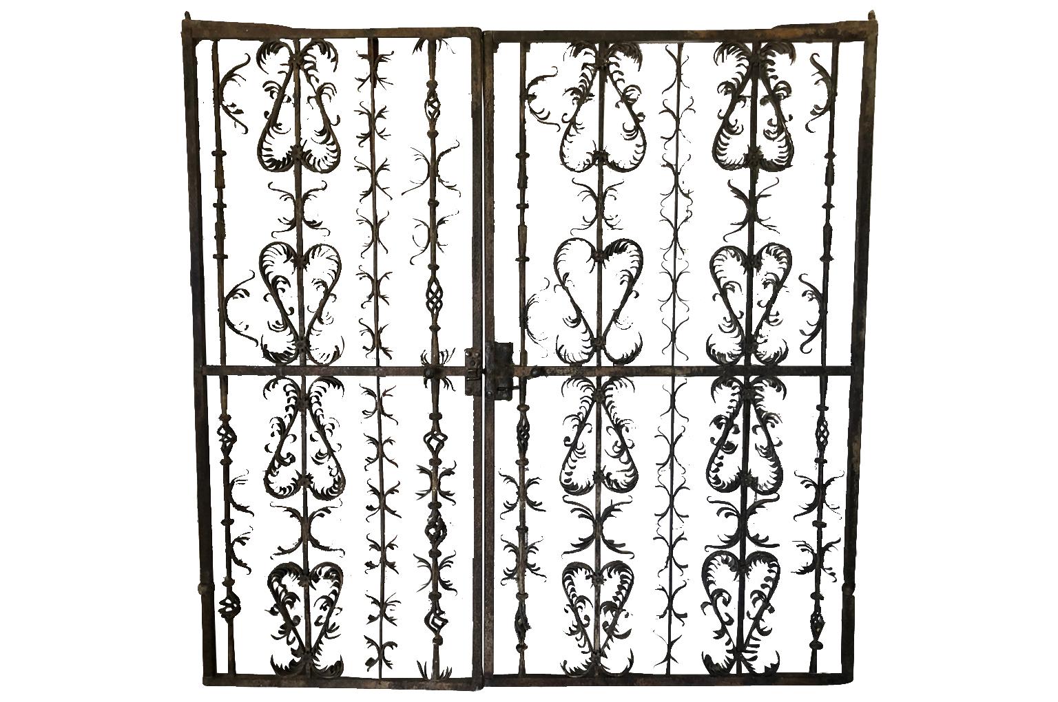 Exceptional Set of Spanish Late 16th-Early 17th Century Iron Gates For Sale 3