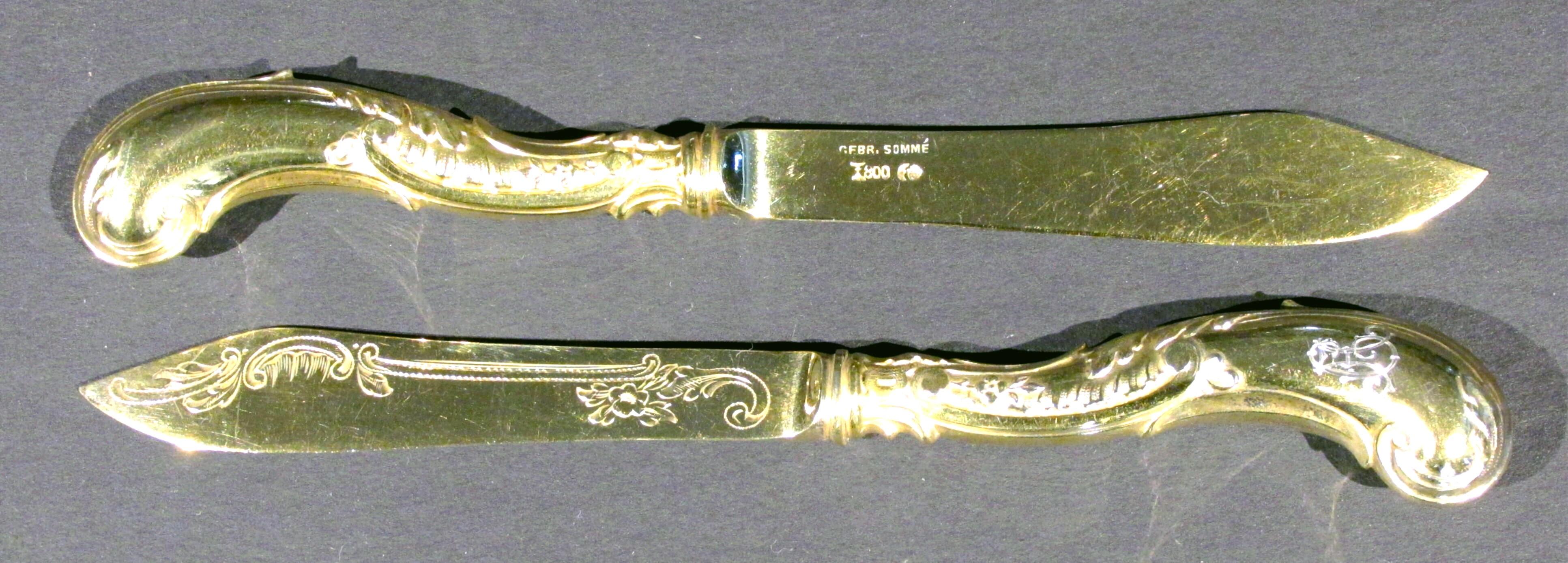 German Exceptional Set of Twelve Art Nouveau Silver Gilt Fish Knives, circa 1900 For Sale