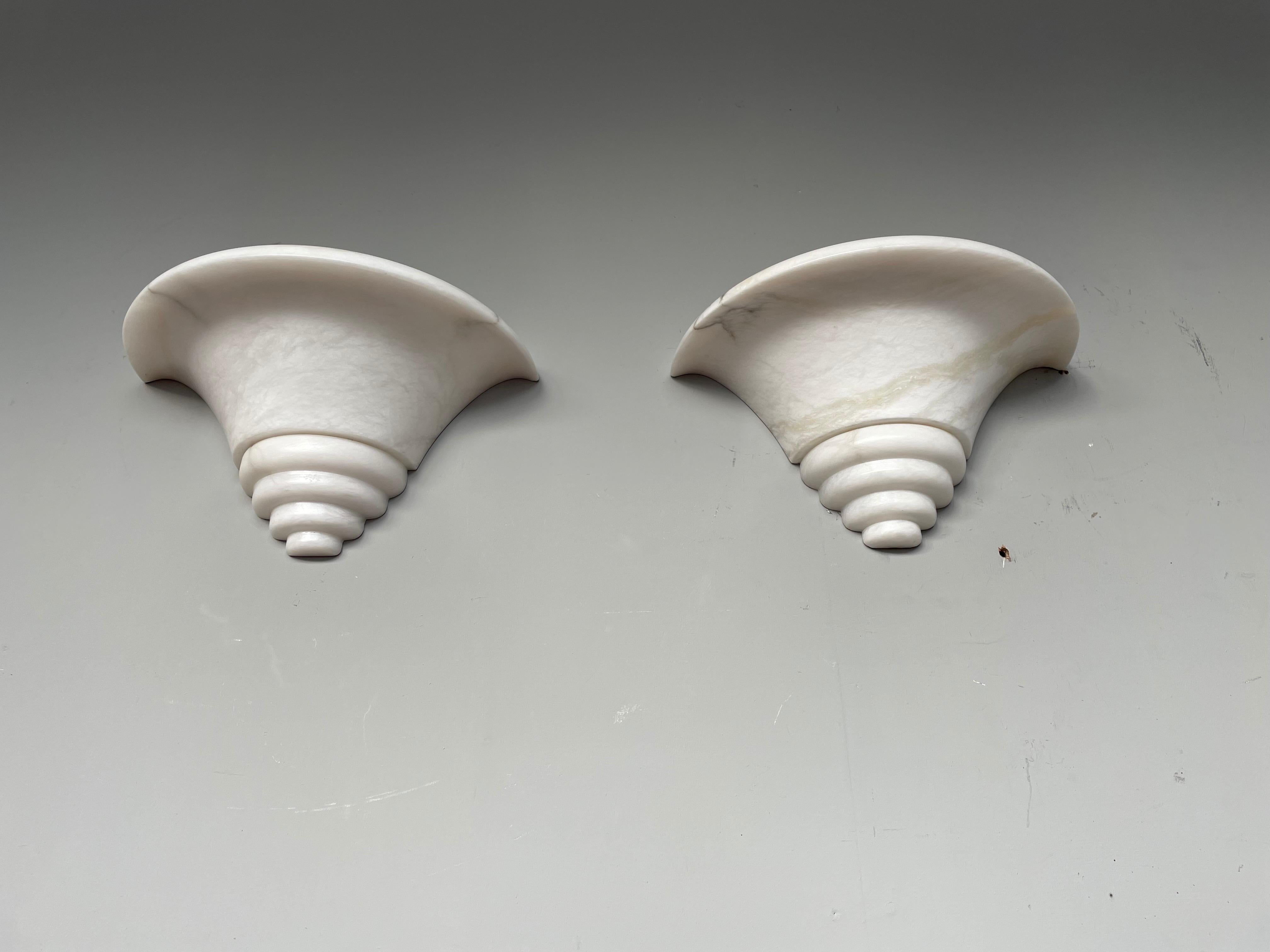 Exceptional Shape Midcentury Era Pair of Alabaster Wall Sconces Lamps / Lights For Sale 2