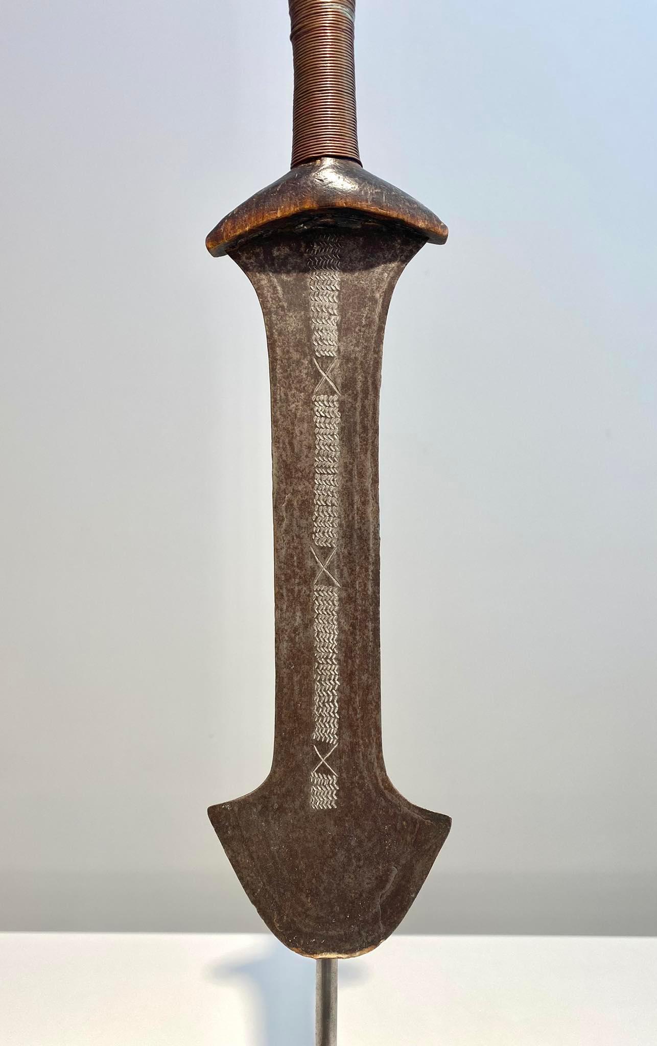 Exceptional Short Sword From The Tetela Tribe Dr Congo Africa Ca 1880-1900 Kasai For Sale 5