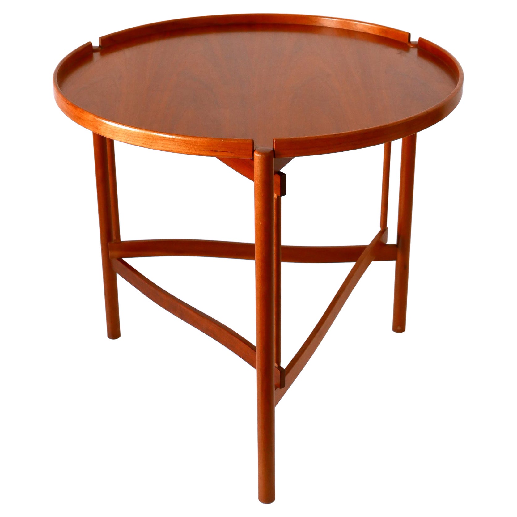 Exceptionnelle table d'appoint Tema par Hans Johansson pour Karl Andersson & Sönerson Suède