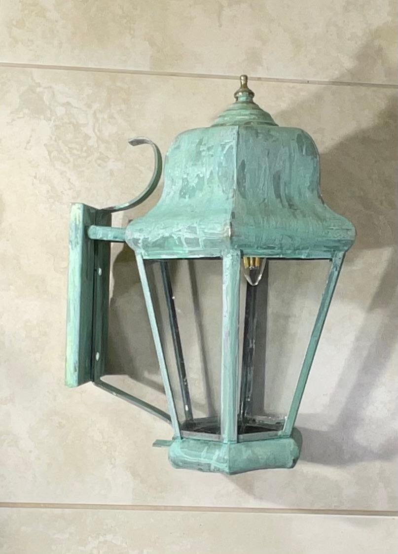 Exceptional Single Vintage Solid Brass Wall Lantern For Sale 1