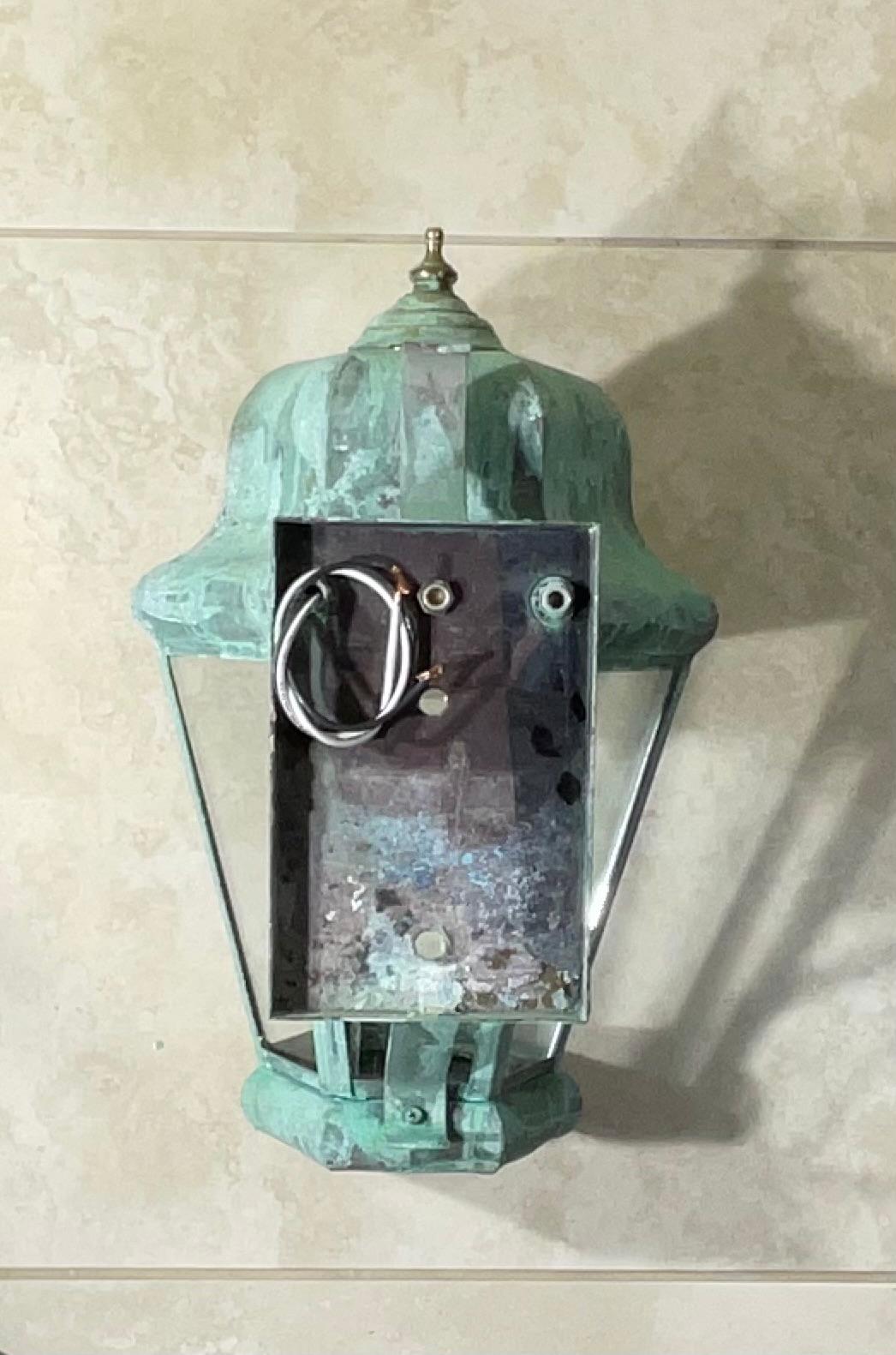 Exceptional Single Vintage Solid Brass Wall Lantern For Sale 2