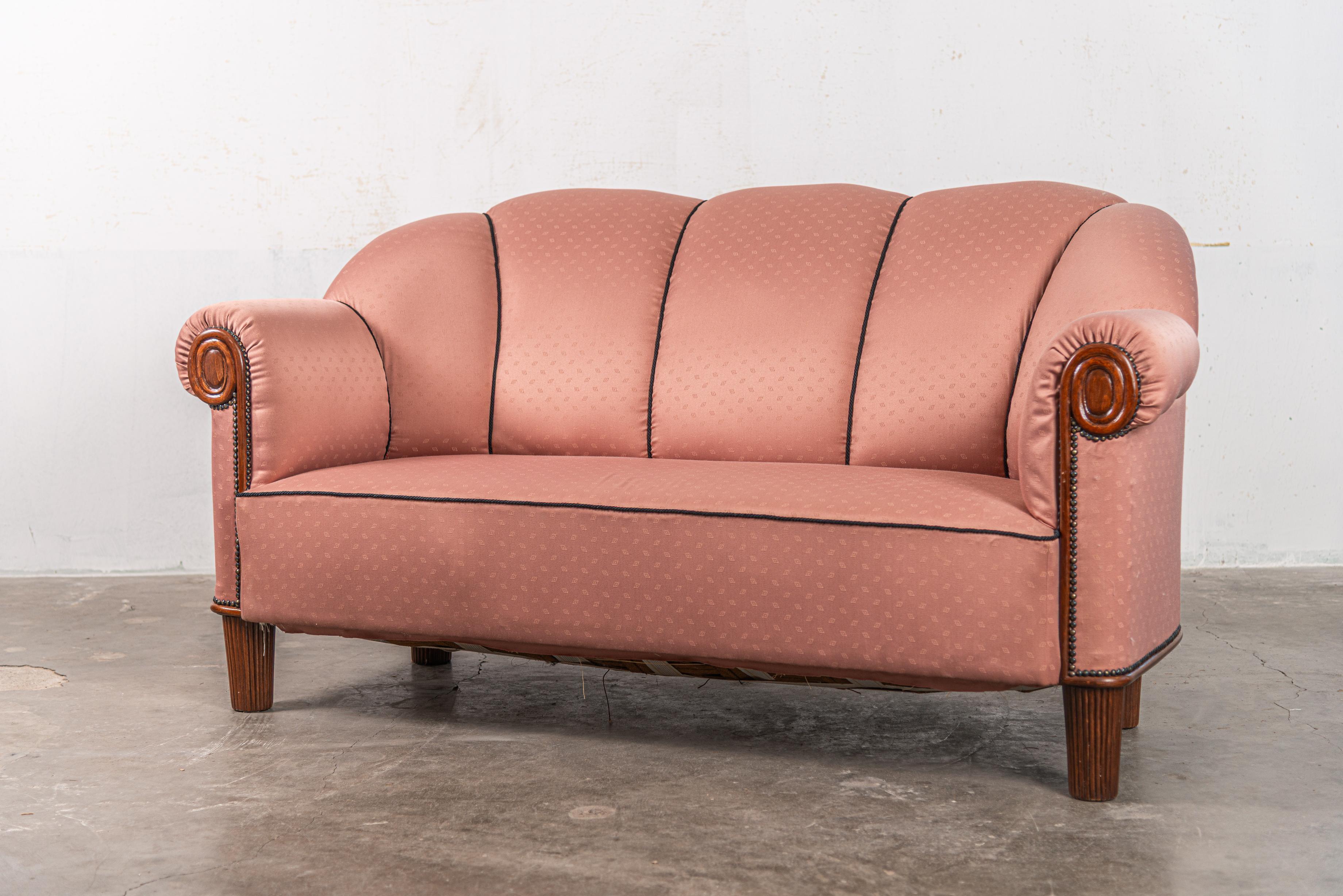 Autrichien Exceptionnel canapé d'Otto Prutscher pour Thonet 1919 en vente