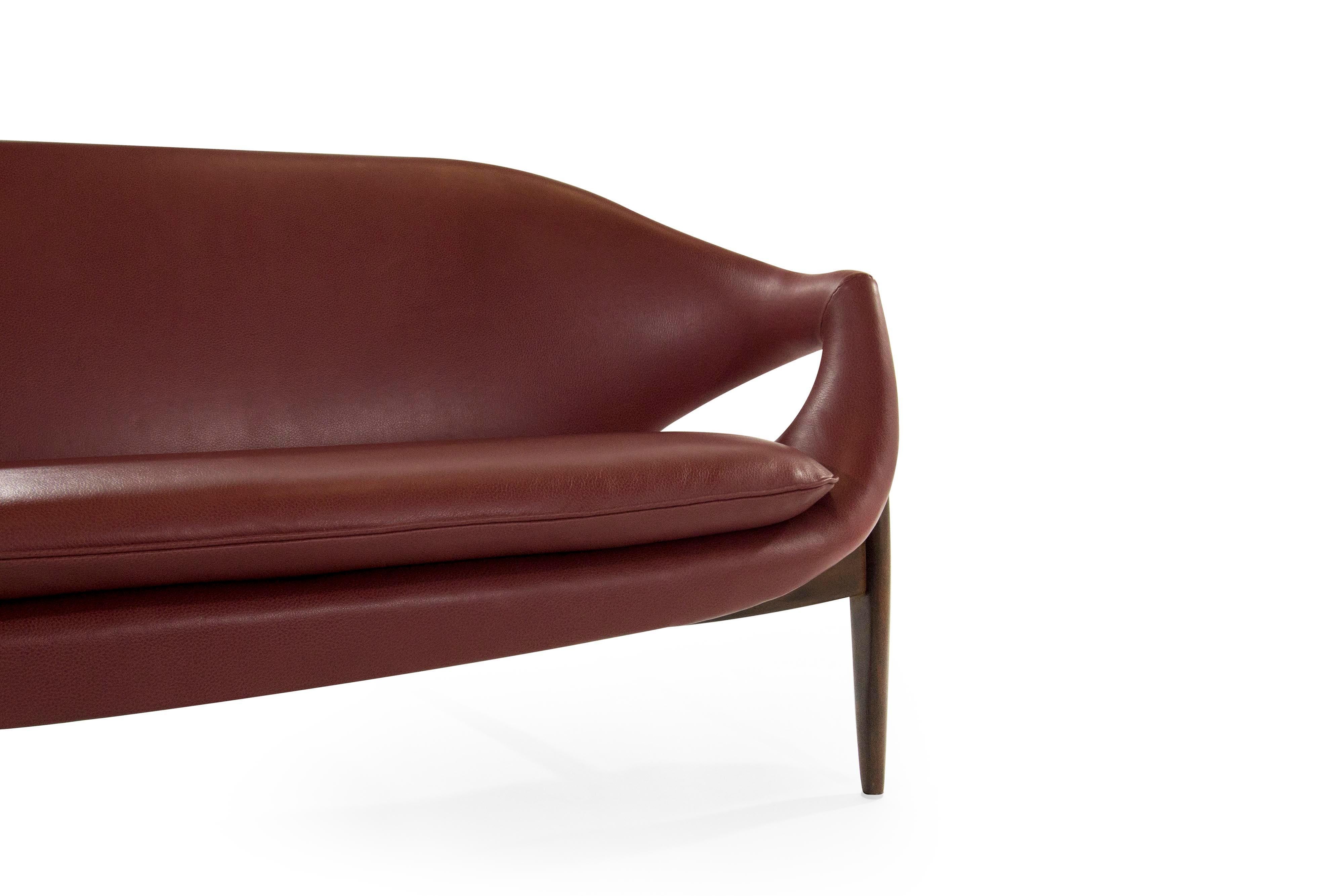 Sofa in Chianti Leather by Luigi Tiengo for Cimon Montréal, 1963 4