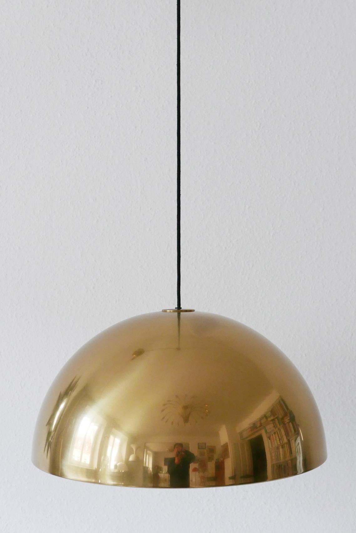 Exceptional Solan Counter Balance Pendant Lamp by Florian Schulz, 1980s, Germany For Sale 7