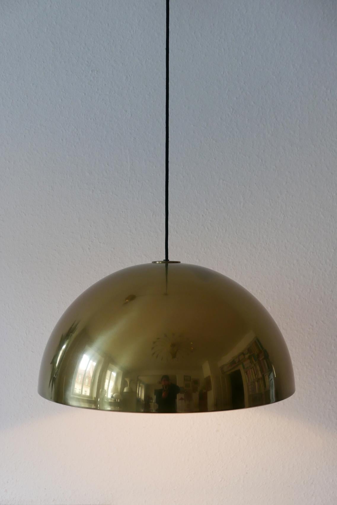 Exceptional Solan Counter Balance Pendant Lamp by Florian Schulz, 1980s, Germany For Sale 8