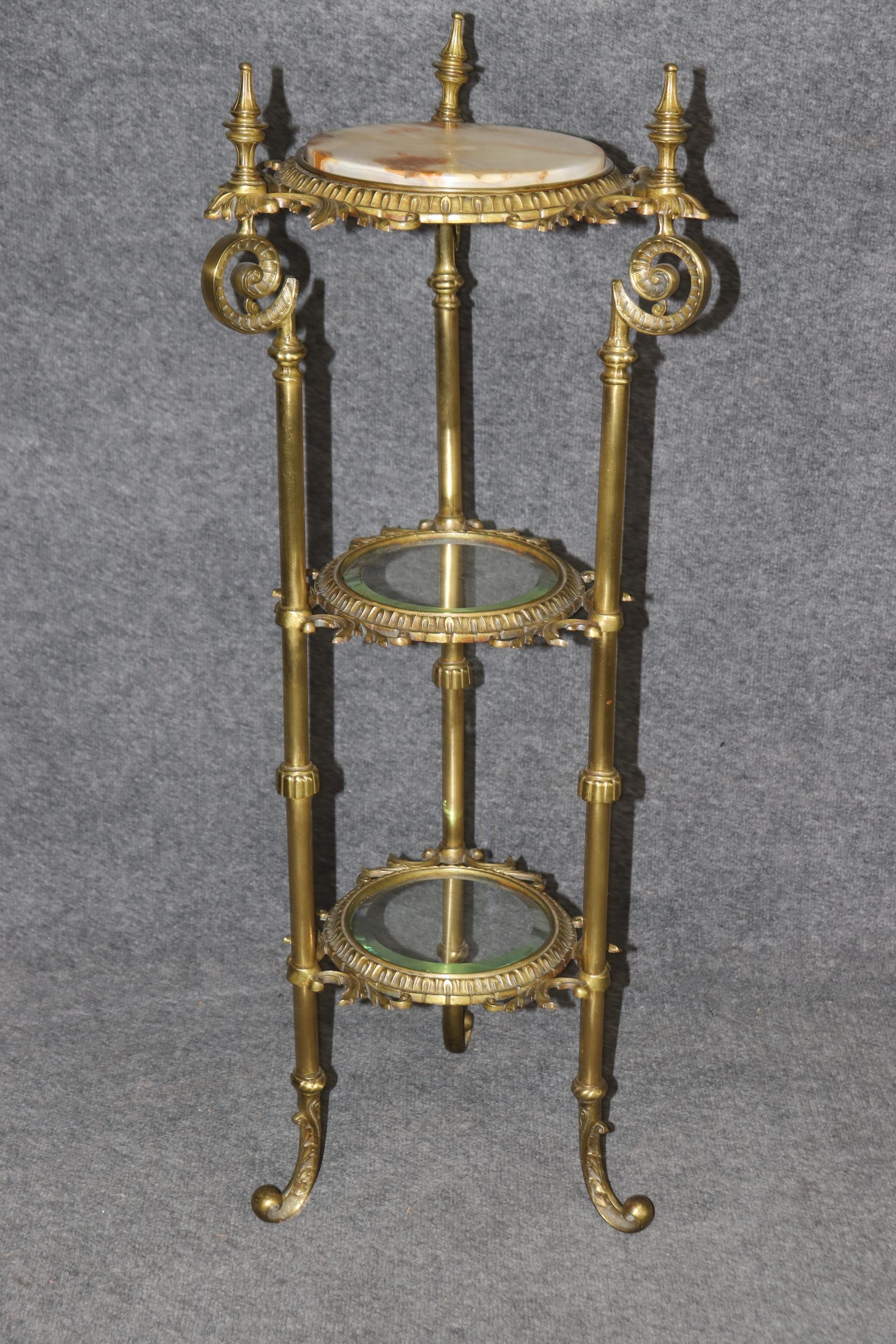 Exceptionnelle table d'appoint de jardin victorienne en bronze massif biseauté, verre biseauté et onyx Bon état - En vente à Swedesboro, NJ
