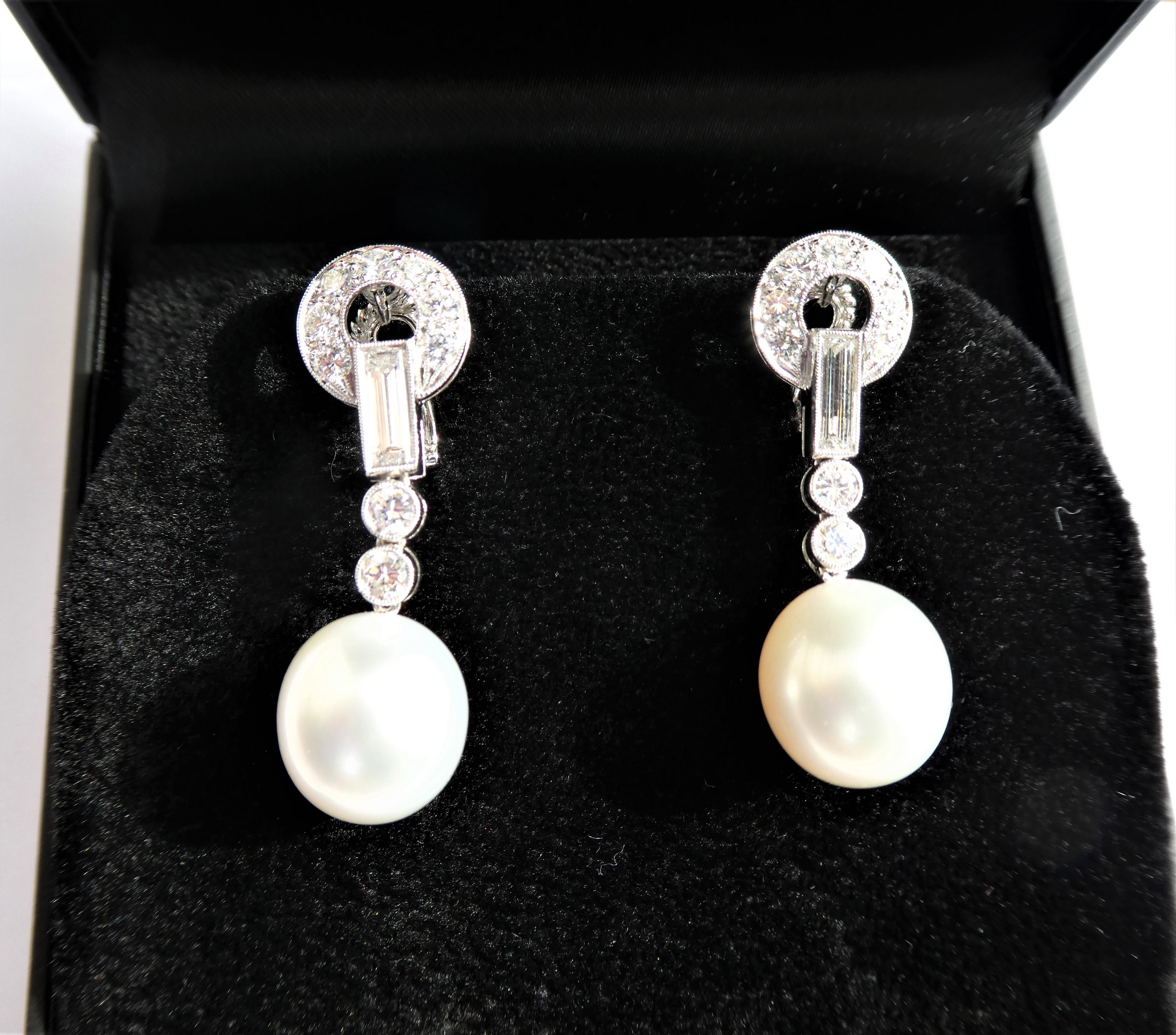 Exceptional South Sea Pearl Diamond 18 Karat White Gold Clip-On Drop Earrings For Sale 6