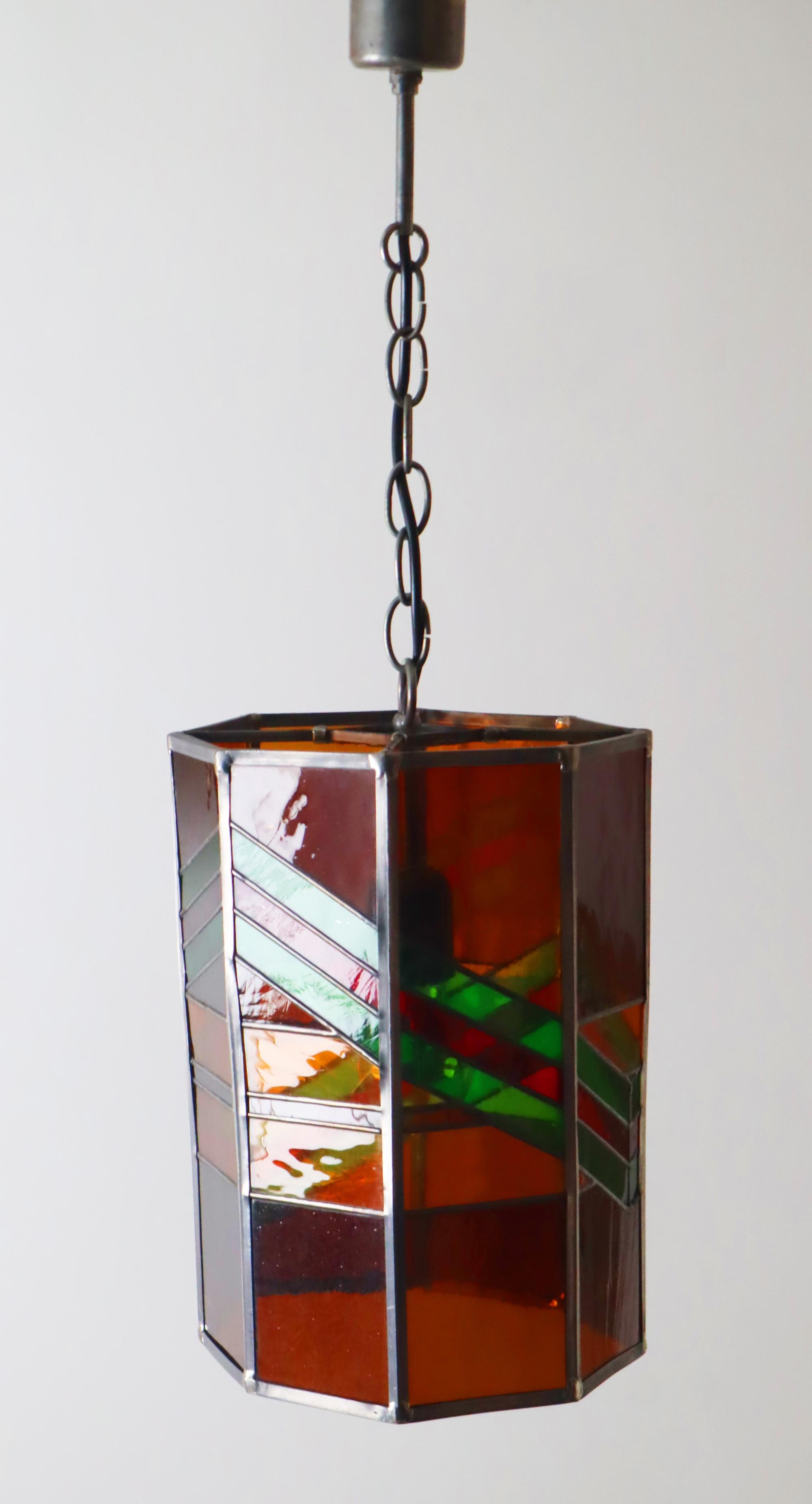 Exceptional Stained Glass Pendant Lamp, Italy 1970 In Good Condition For Sale In Hannover, DE