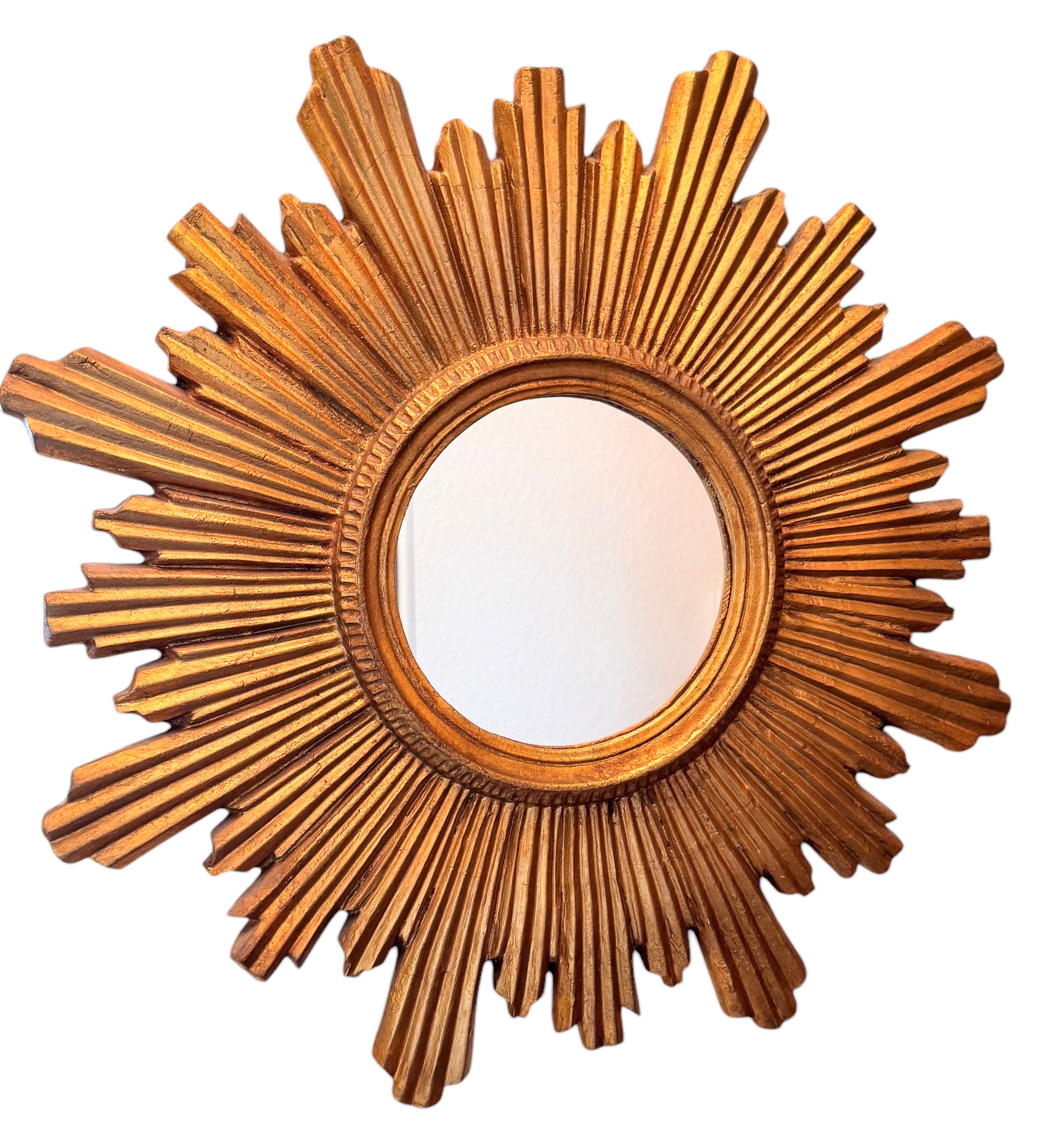 Hollywood Regency Exceptional Starburst Sunburst Gilded Wood Mirror, Germany circa 1950s For Sale
