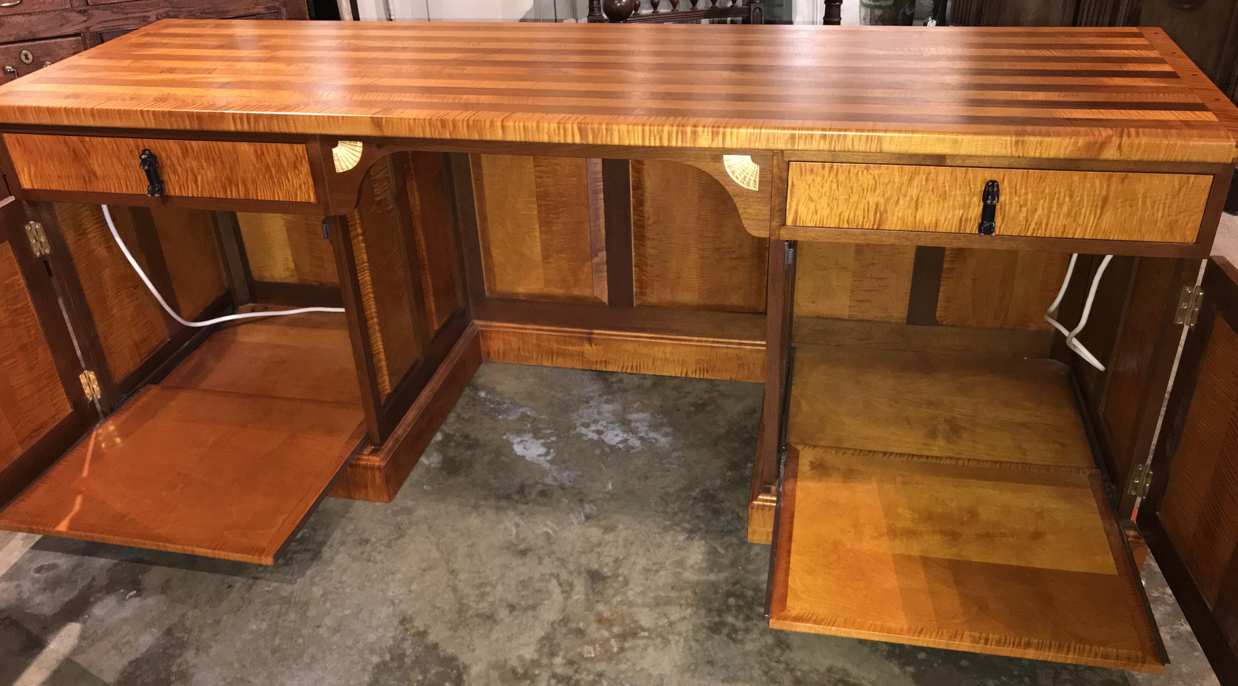 Exceptional Stephen Huneck Custom Tiger Maple and Walnut Desk with Dog Motif 4