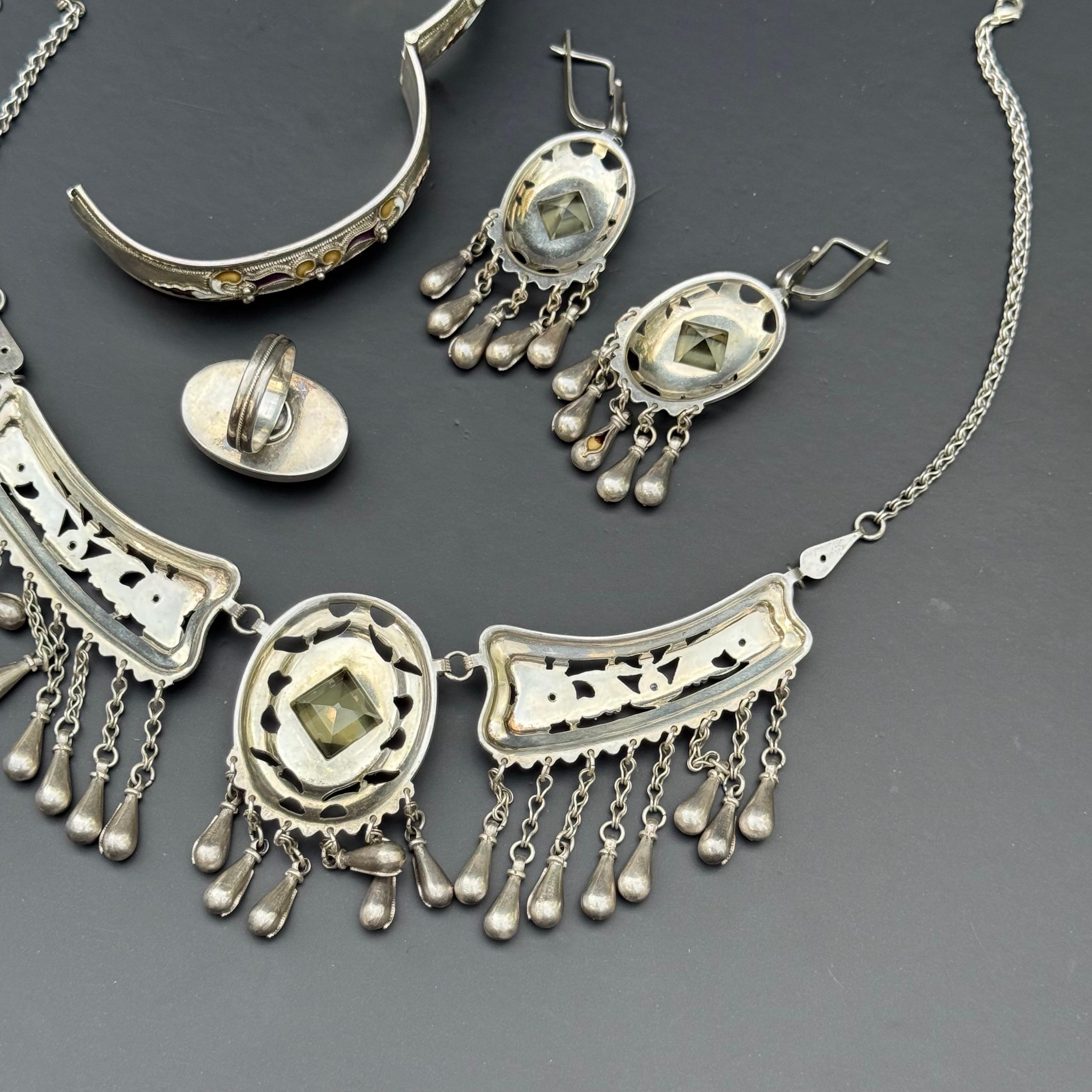 Exceptional Sterling Silver Enamel  Necklace, Bracelet earrings & Ring In Good Condition For Sale In Monroe Township, NJ