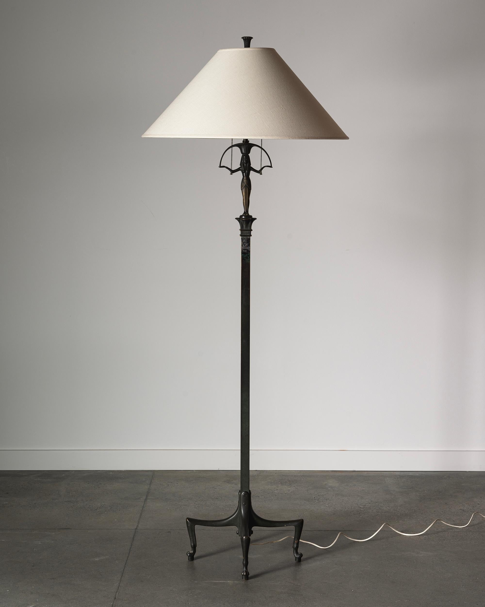 Exceptional early 20th century Art Deco (Swedish Grace) bronze floor lamp in the Egyptian taste. ca 1920 - 30s Sweden. 