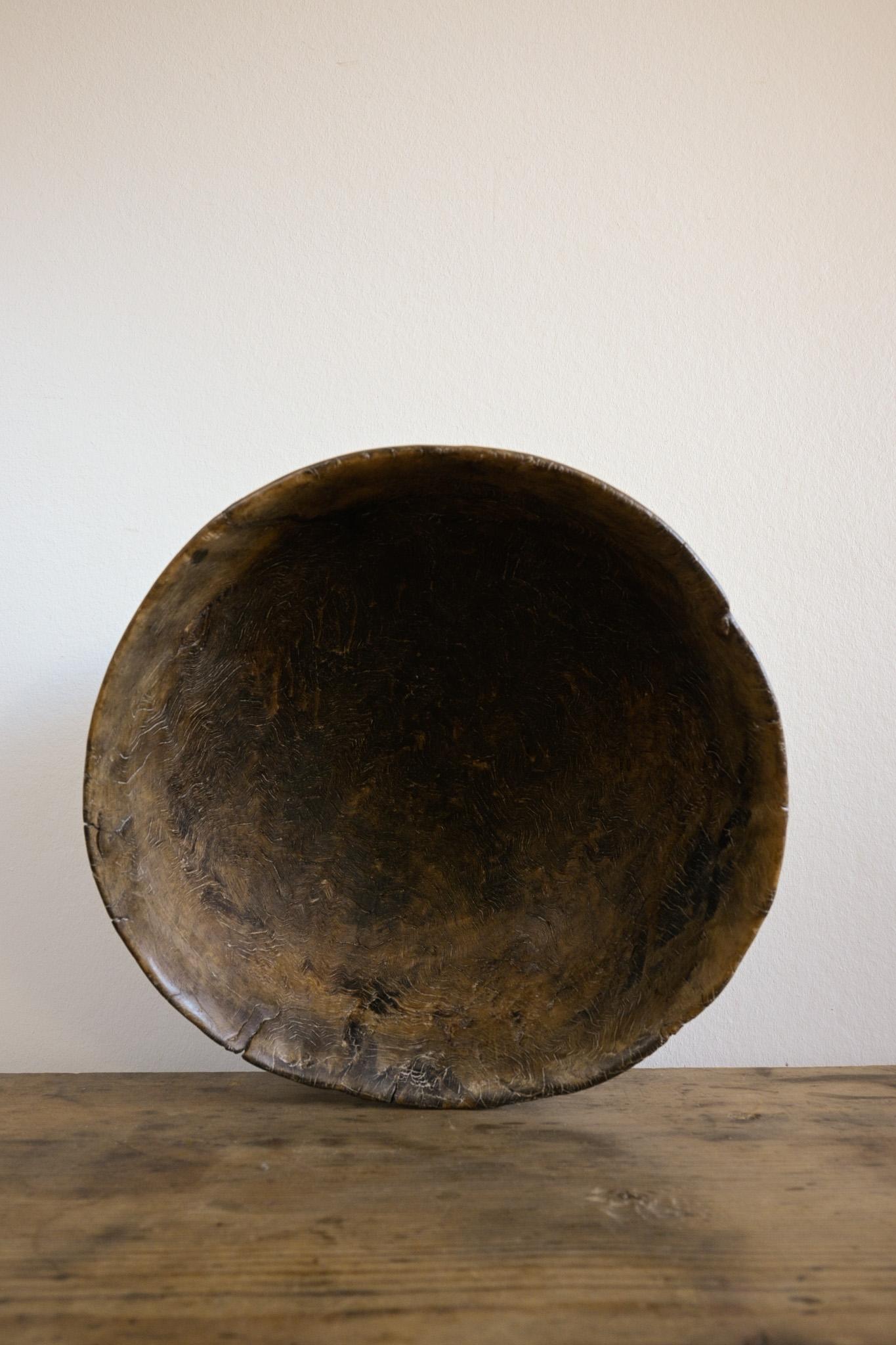 Exceptional Swedish birch burl Bowl ca 1750 For Sale 5
