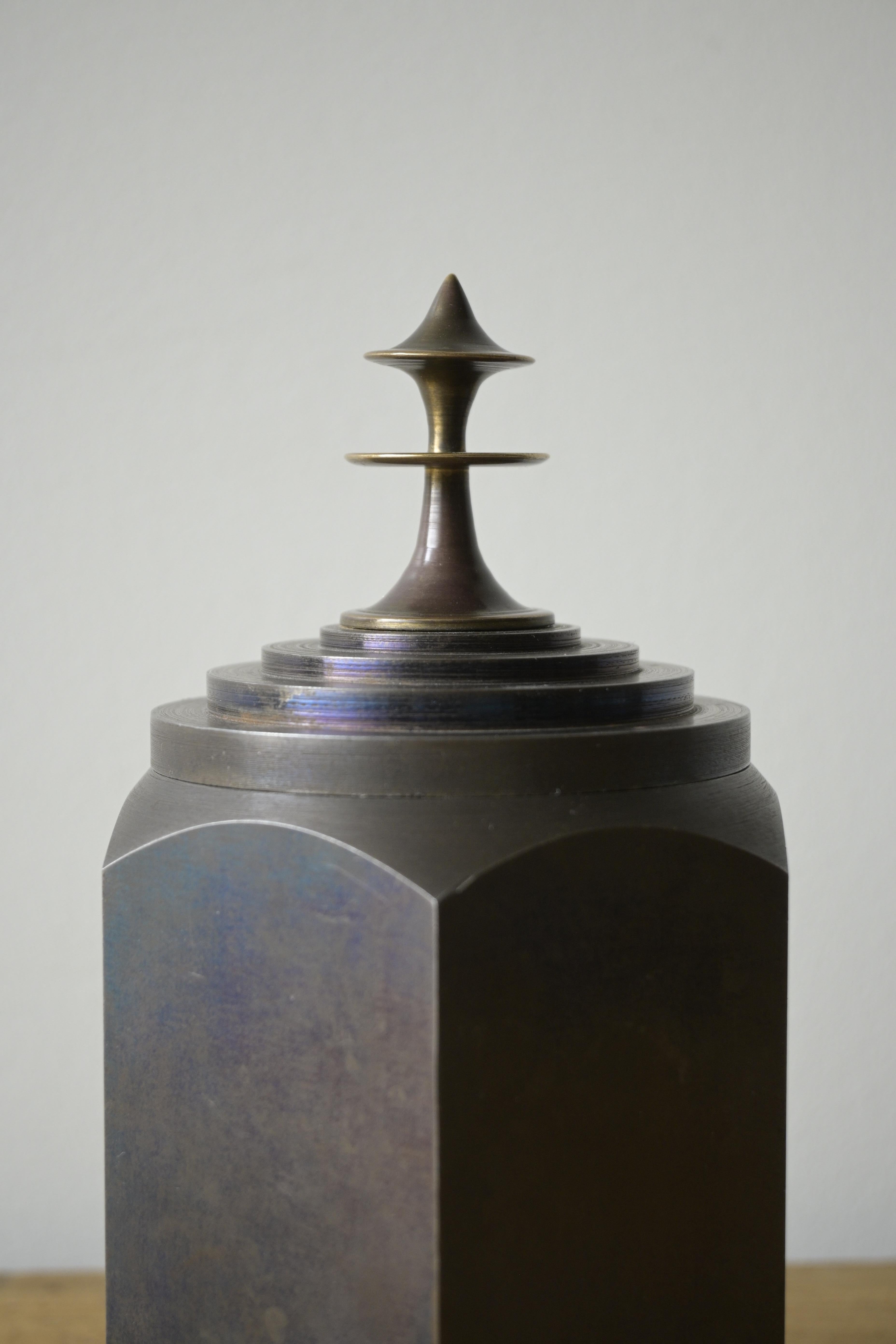 Exceptionnelle boîte suédoise en acier bleu, 1920-1930 en vente 6