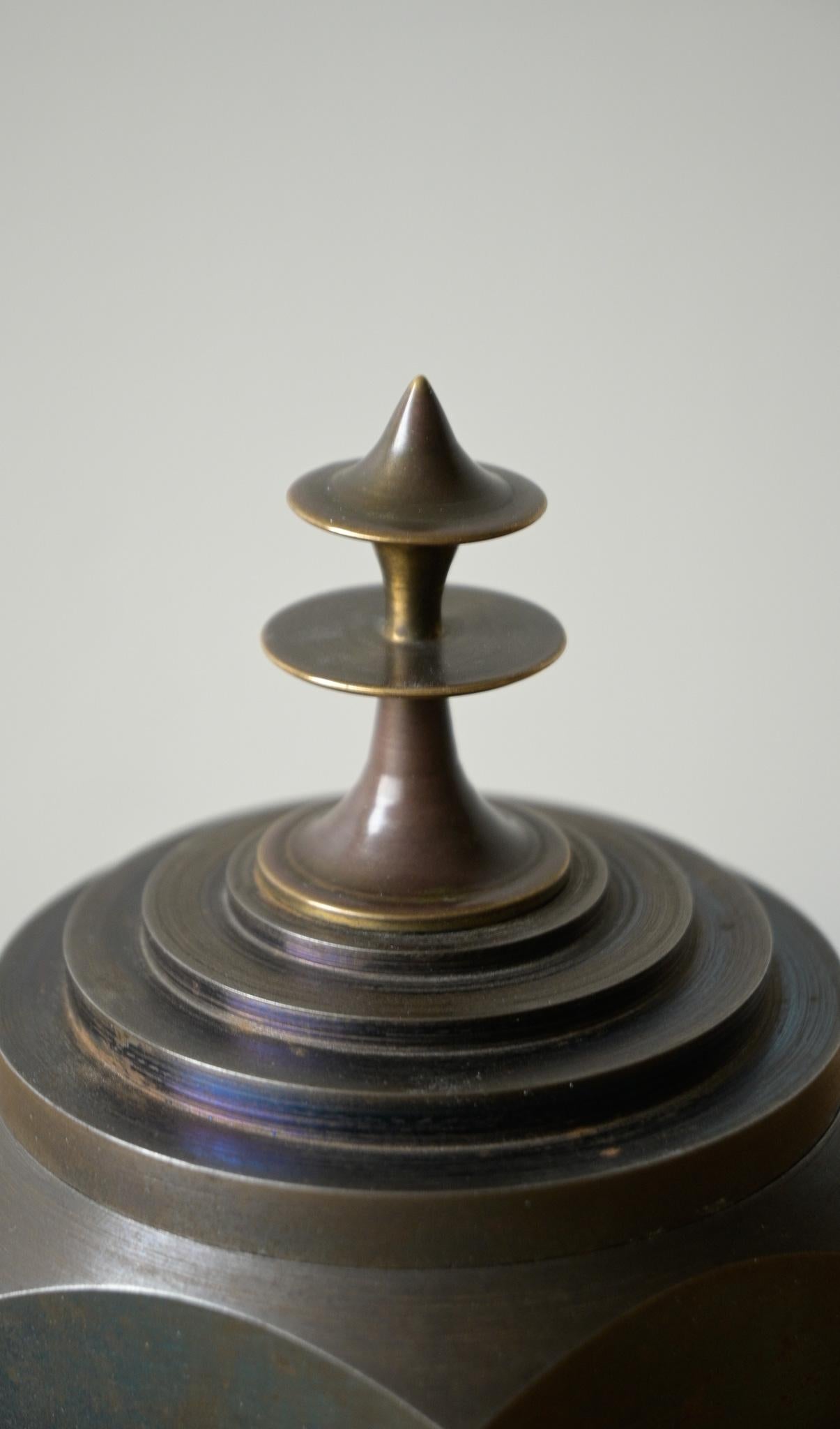 Exceptionnelle boîte suédoise en acier bleu, 1920-1930 en vente 1