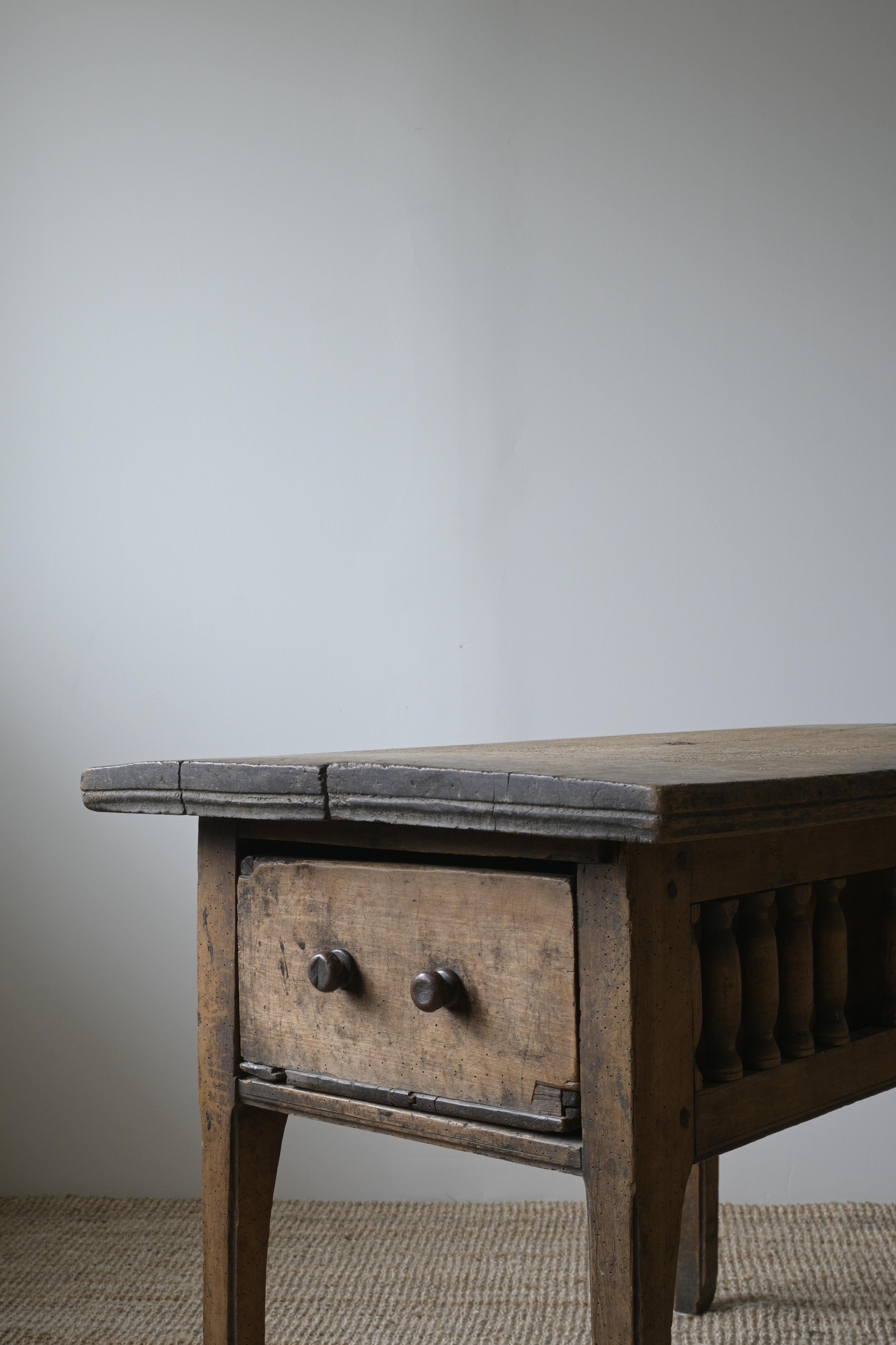 Mid-18th Century Exceptional Swedish Console Table ca 1750 For Sale