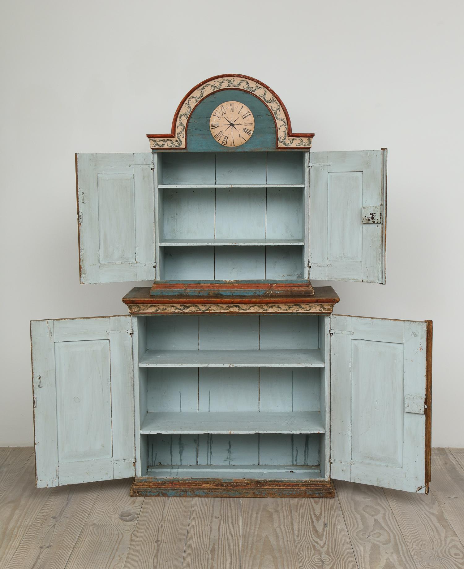 Hand-Crafted Rare Swedish 'Skånkskåp' Allmoge Cabinet, Dalarna, Sweden, Circa 1800