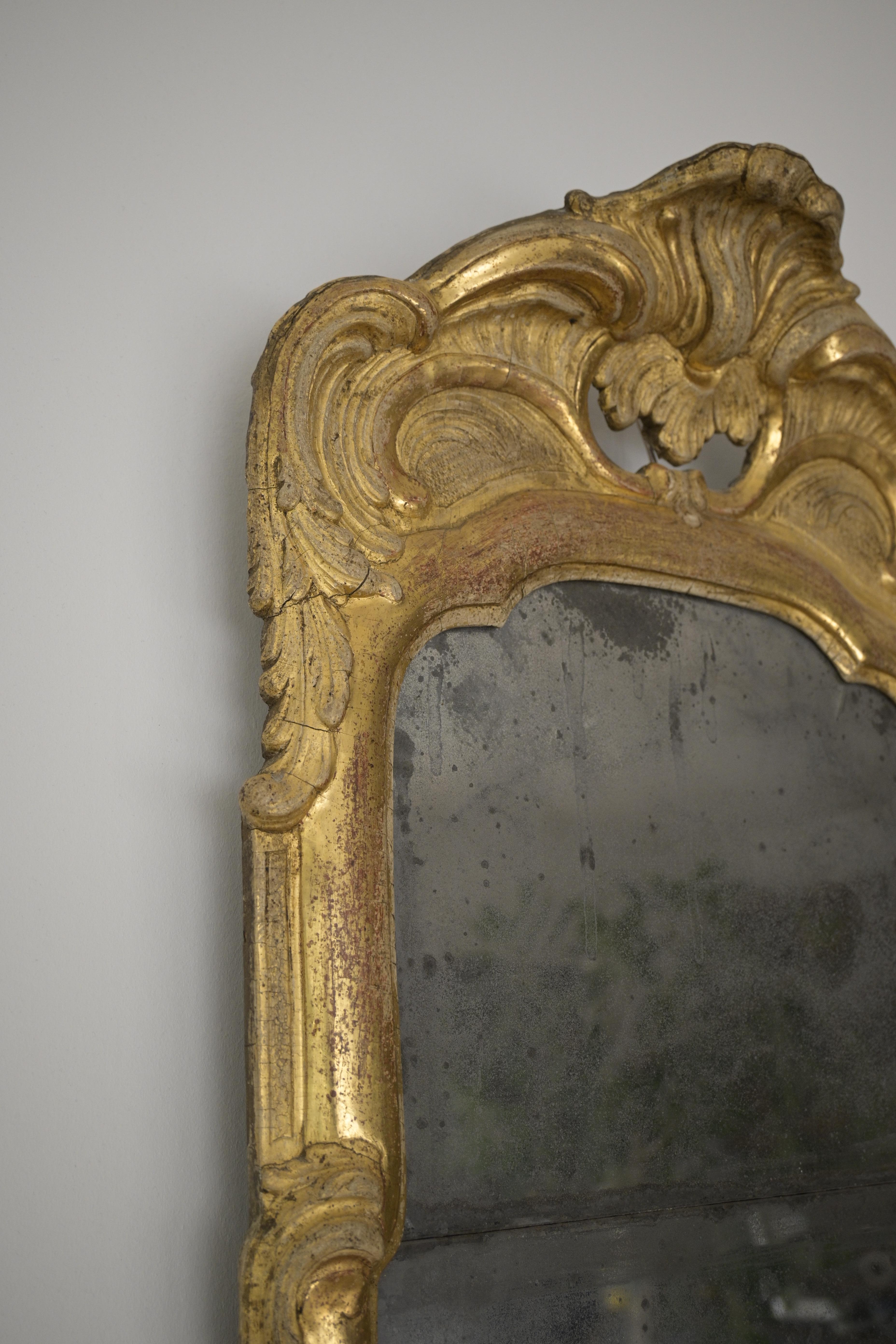 Exceptional Swedish Stockholm-produced Rococo Mirror circa 1760 For Sale 6