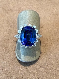 Exceptional Tanzanite Diamond Ring 18 K white Gold Gübelin Lucerne
