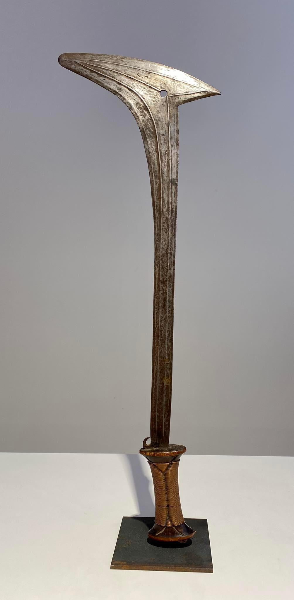 Exceptional Throwing Knife Gbaya tribe Njem Tribe Ca1880 Central Africa Congo For Sale 6