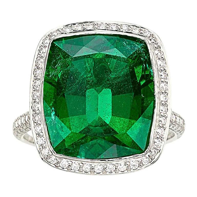 Exceptional Tiffany & Co. Emerald Diamond Platinum Cocktail Ring For Sale